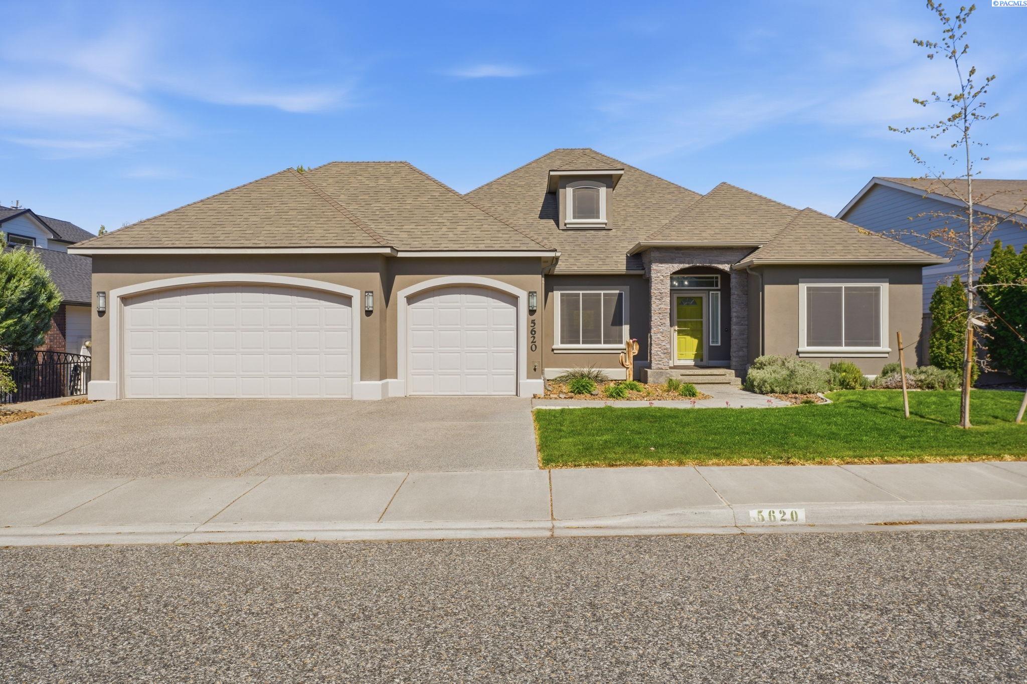 5620 W 14th Ave, Kennewick WA 99338
