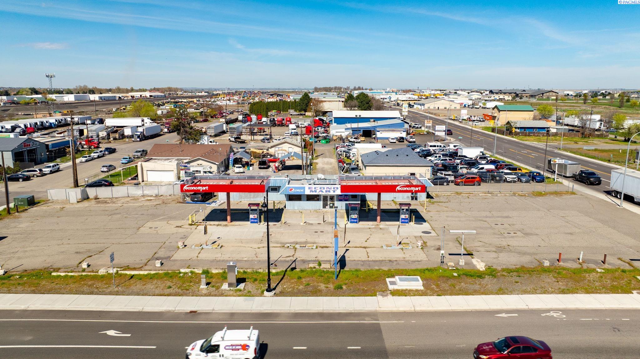 1211 Lewis St, Pasco, WA 99301-4306