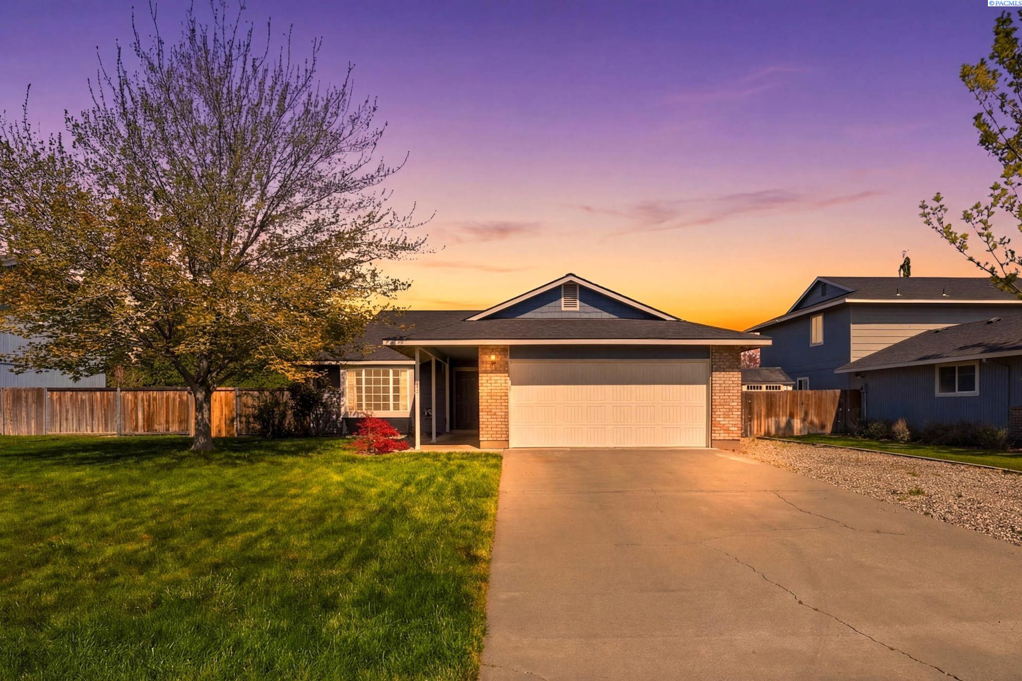 5110 Blue Heron, West Richland, WA 99353