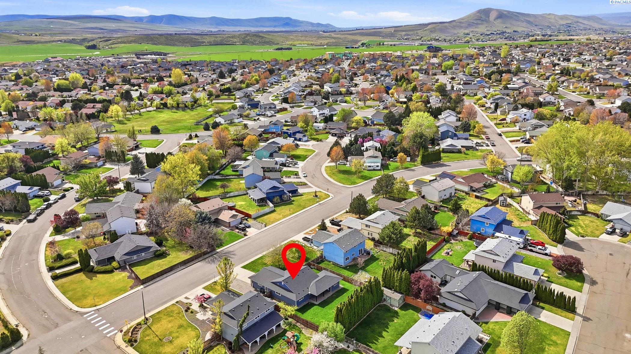 5110 Blue Heron, West Richland, WA 99353