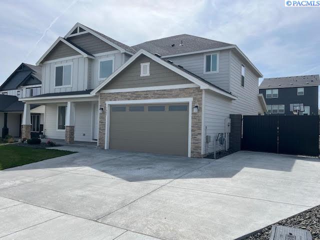 7867 Blanchard Loop, West Richland, WA 99353