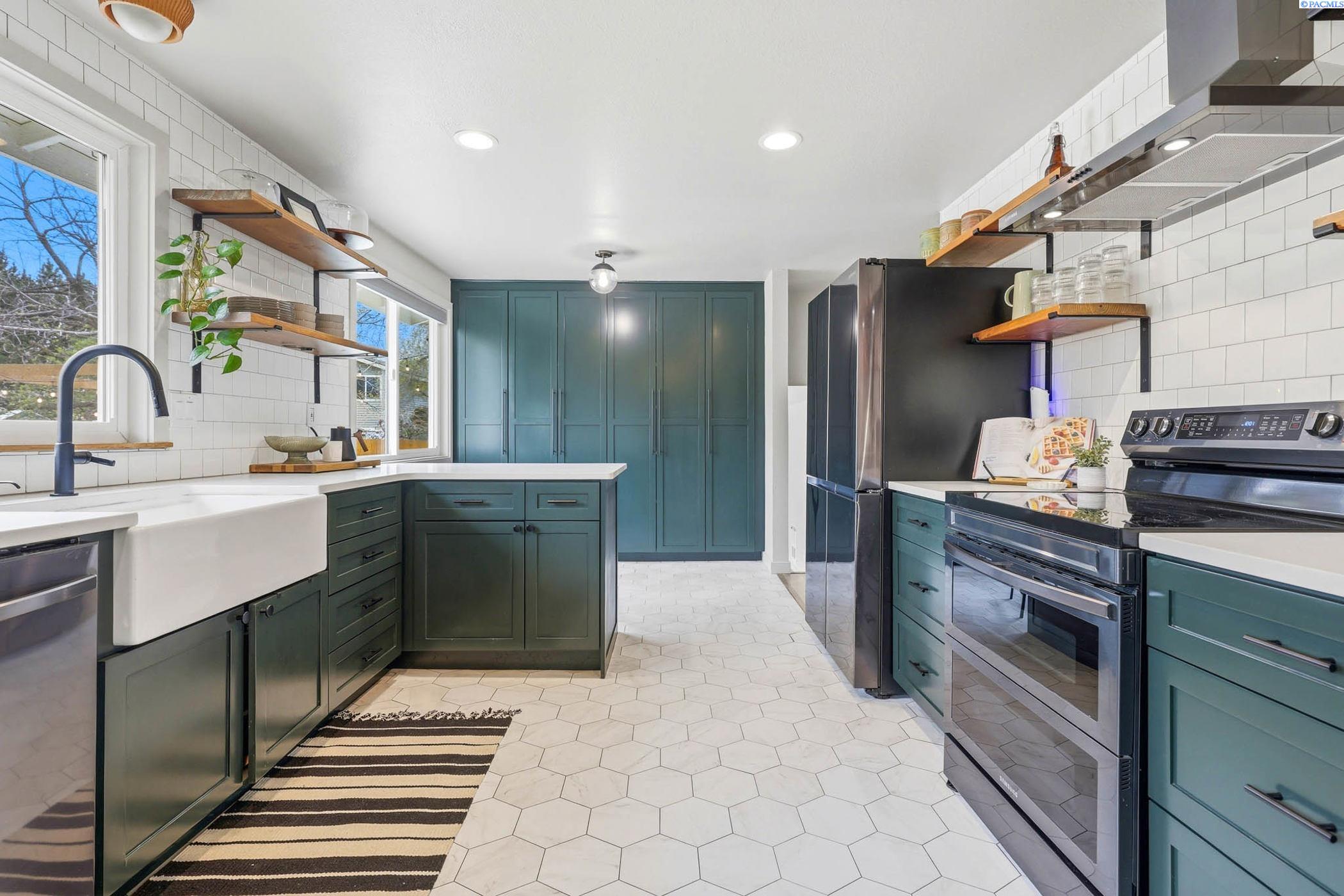 408 Georgia St, Kennewick, WA 99336