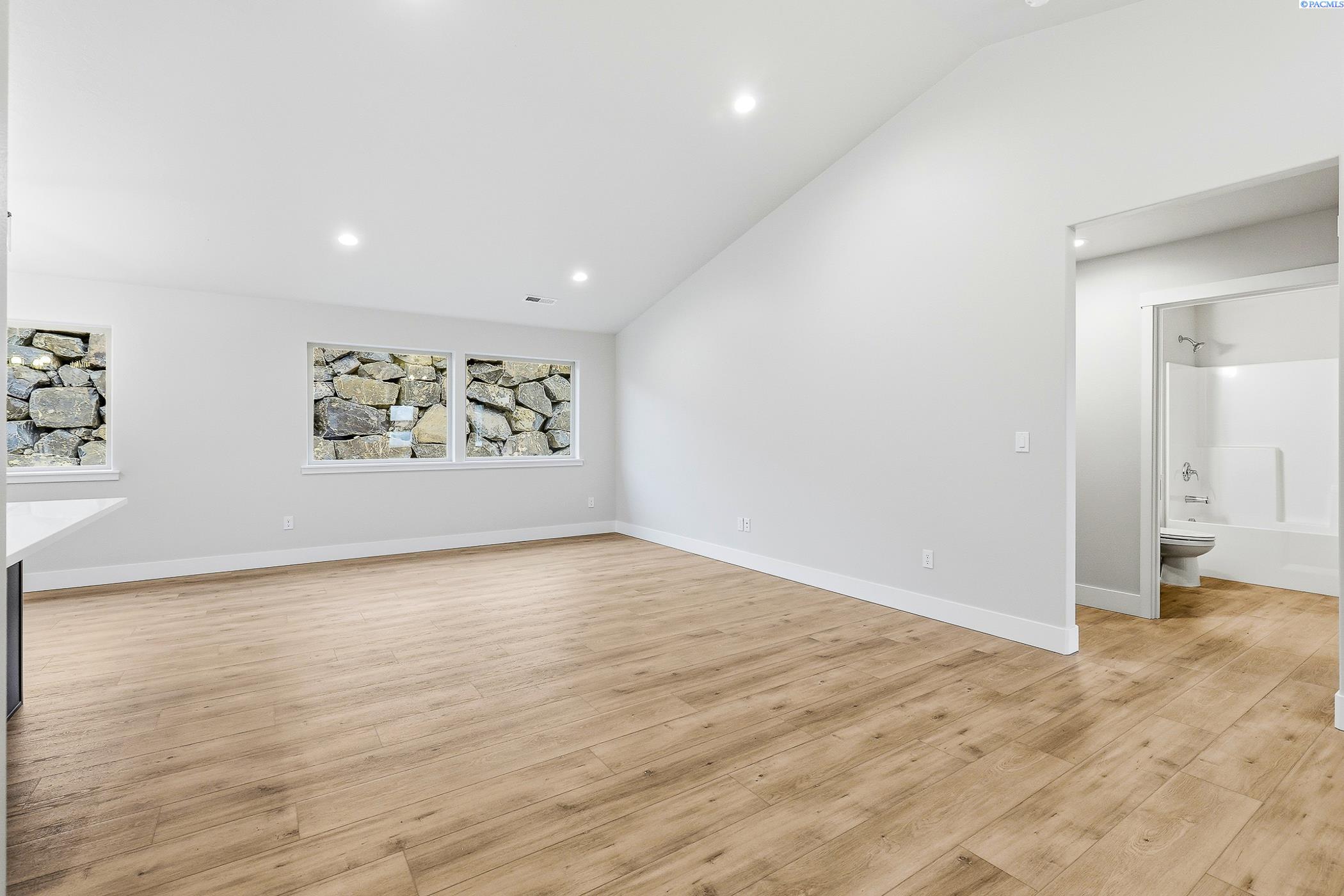 6520 29th Ct, Kennewick, WA 99338