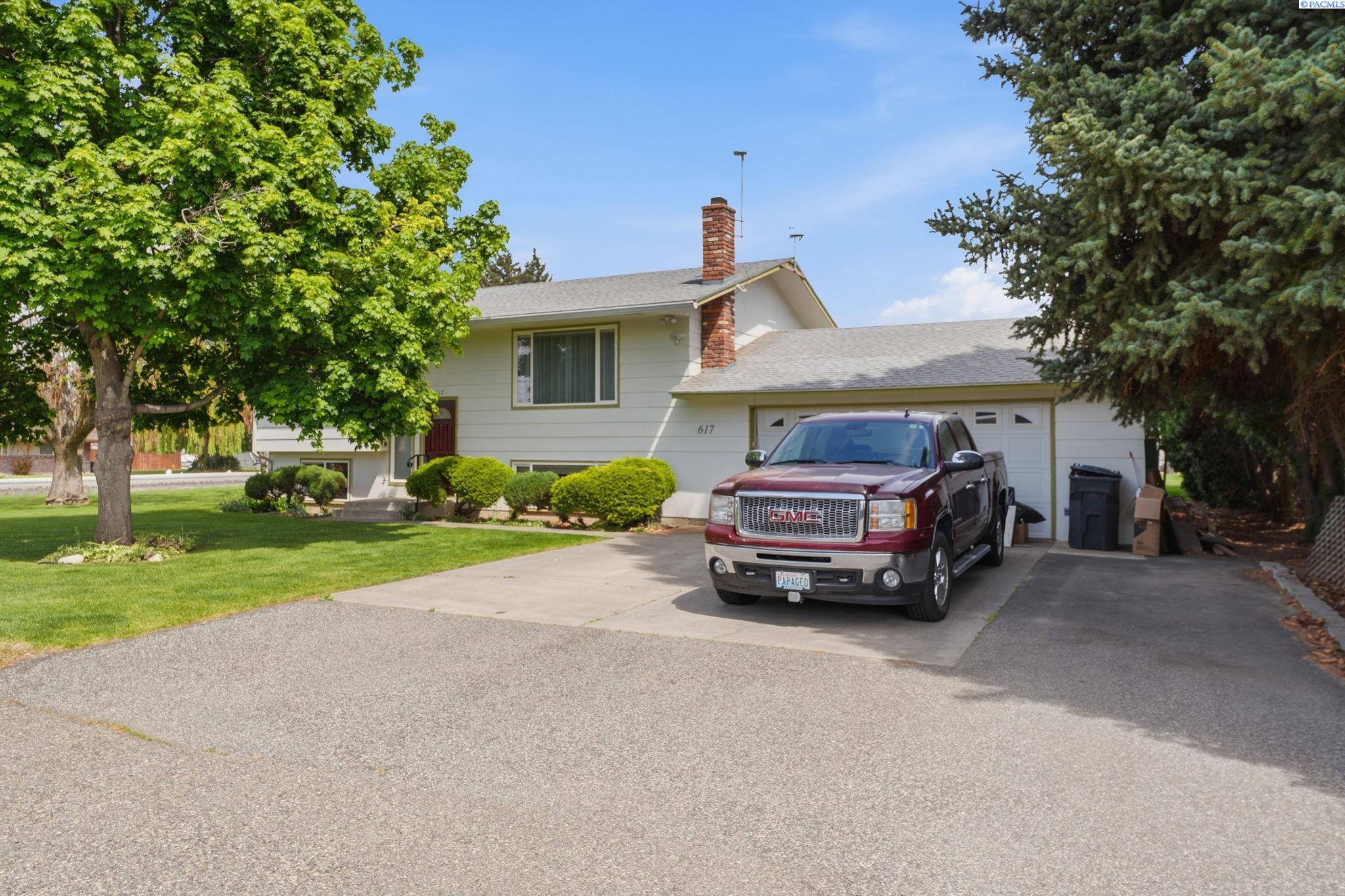 617 Rd 46 , Pasco, WA 99301