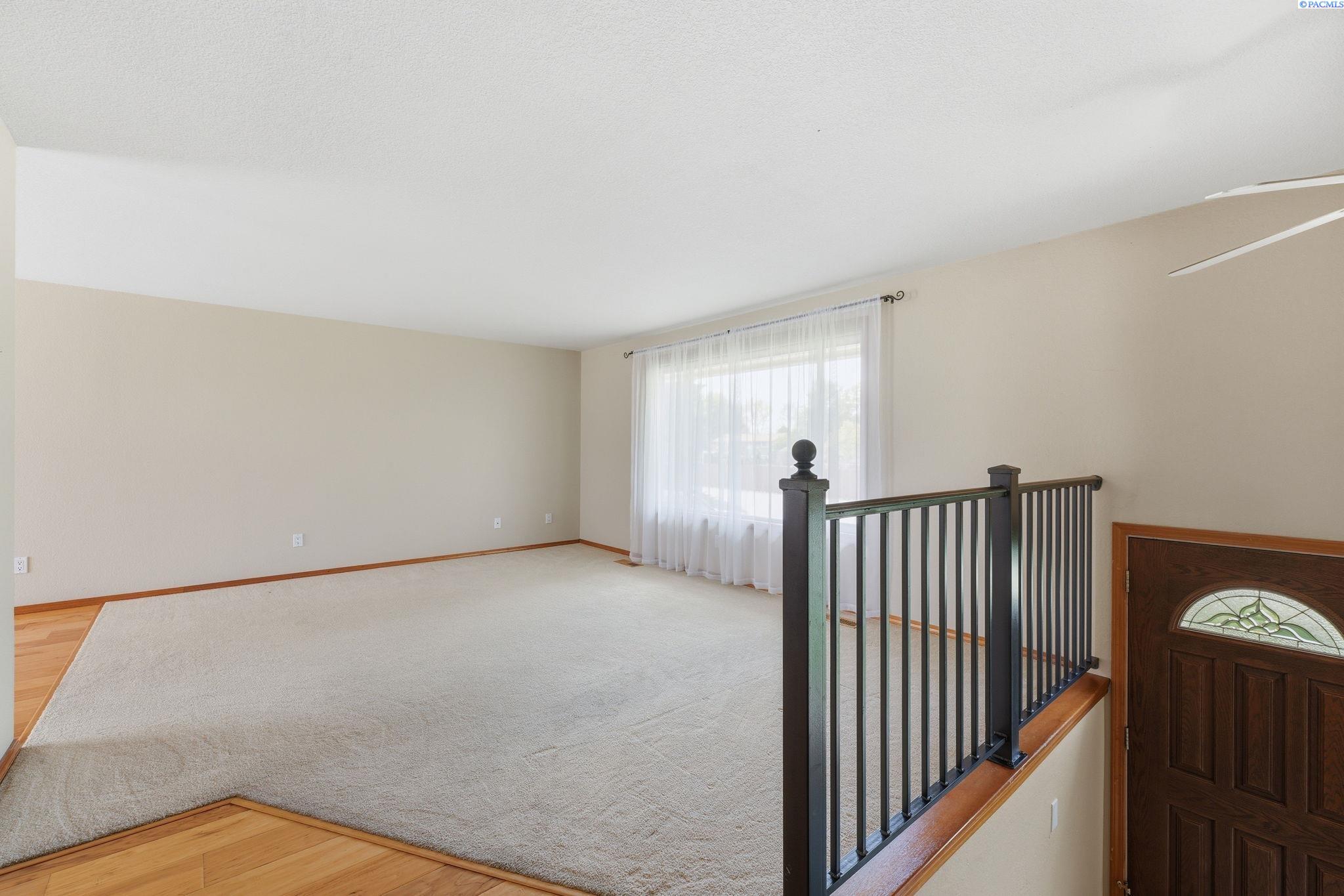 617 Rd 46 , Pasco, WA 99301