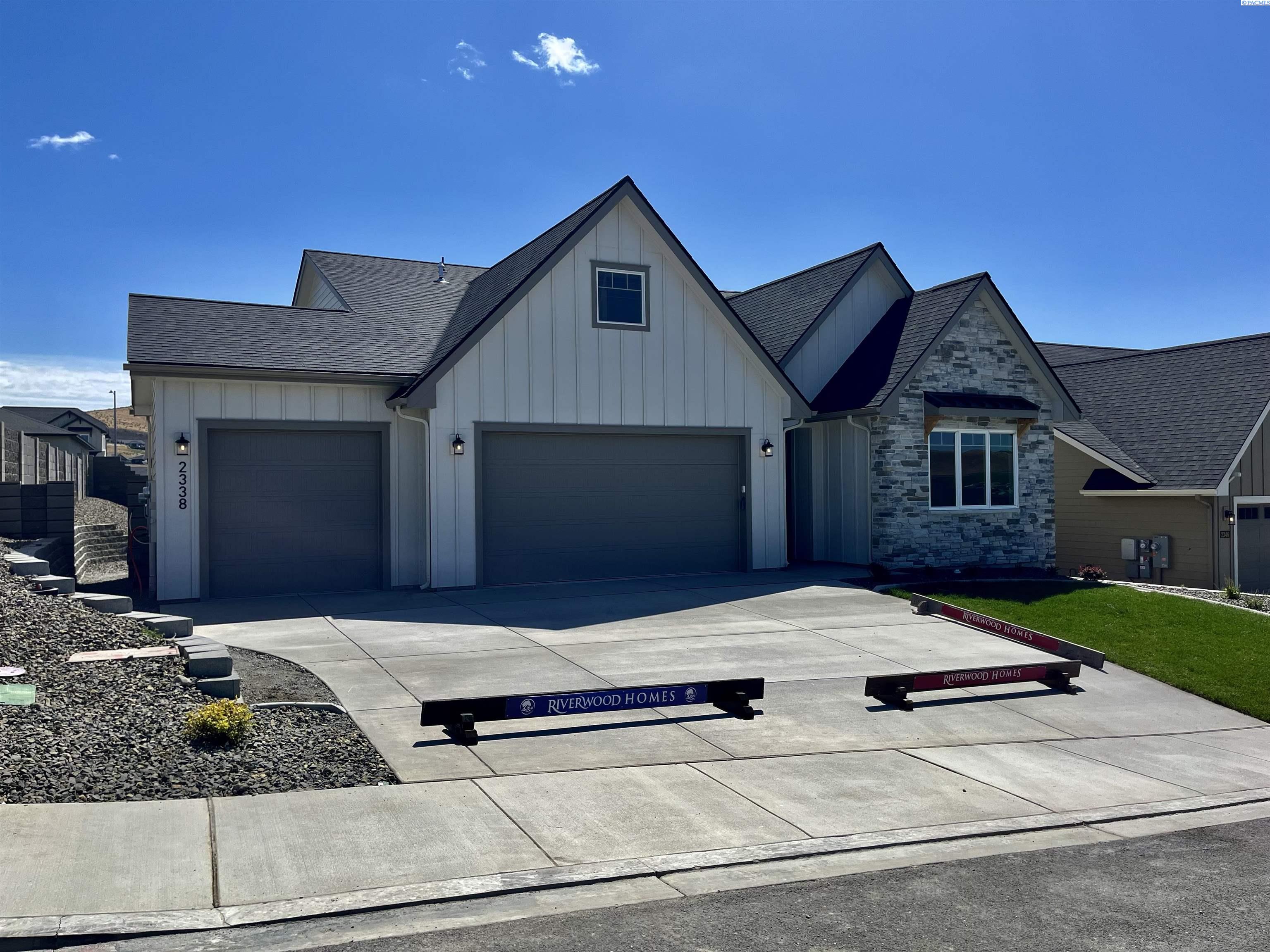 2338 Waterhill, Richland WA 99352