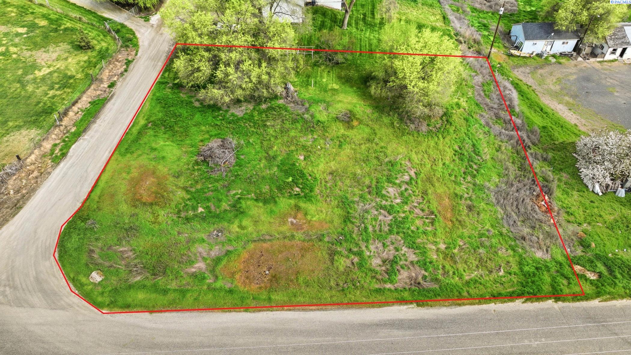 36 Fifth St, Eltopia, WA 99330