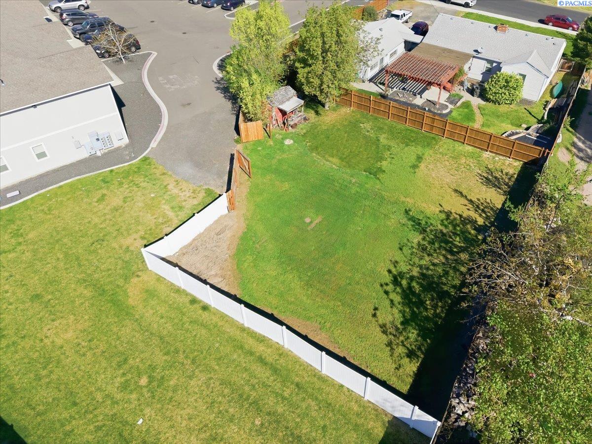 3823 7th Ave, Kennewick, WA 99336