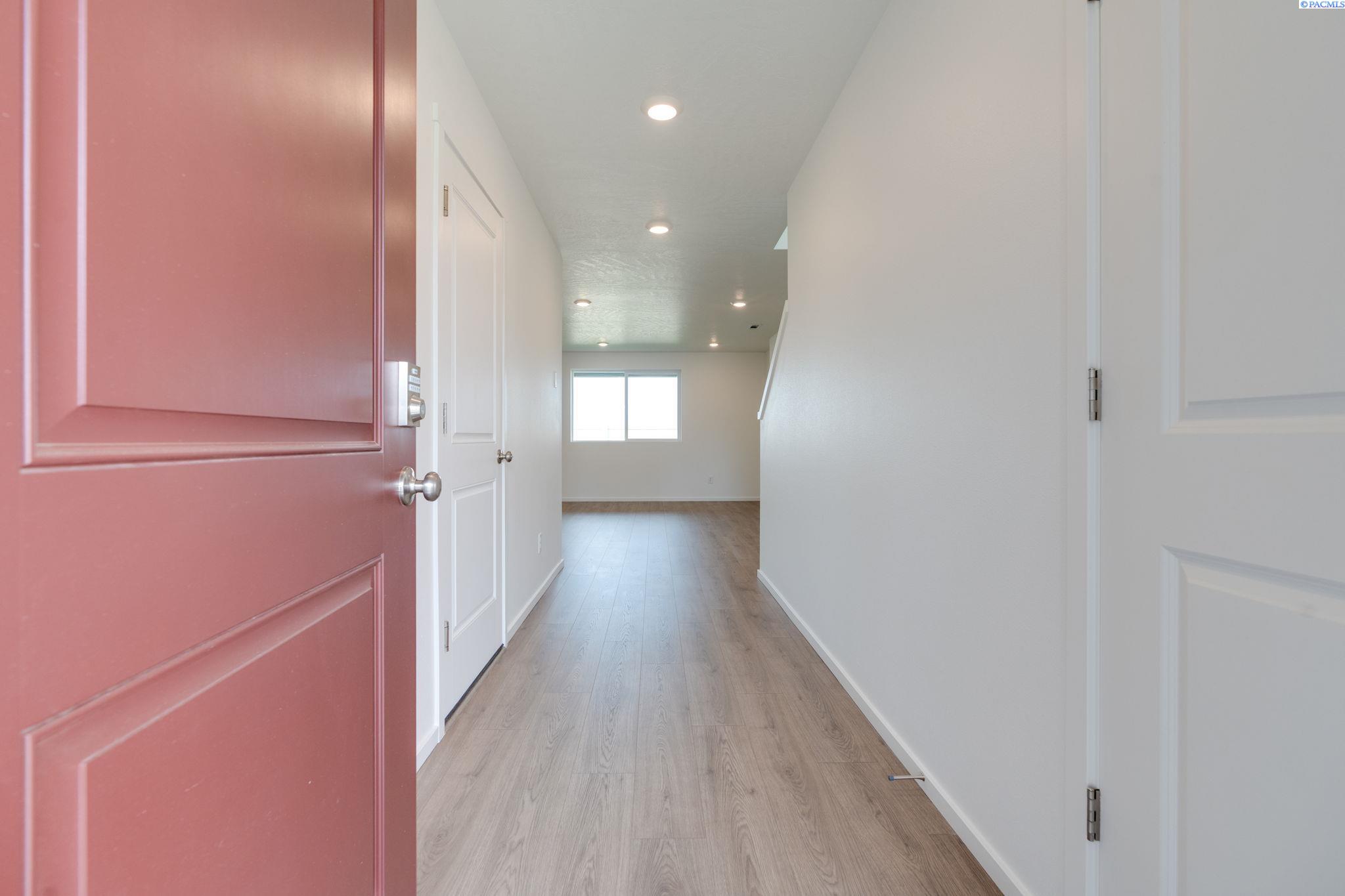 6503 Polar Dr, Pasco, WA 99301