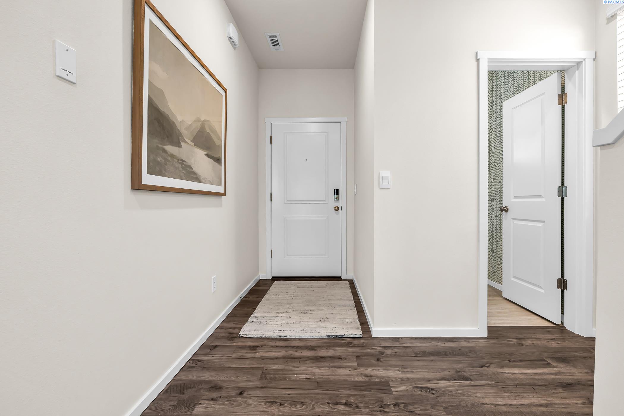 6109 Road 115 , Pasco, WA 99301