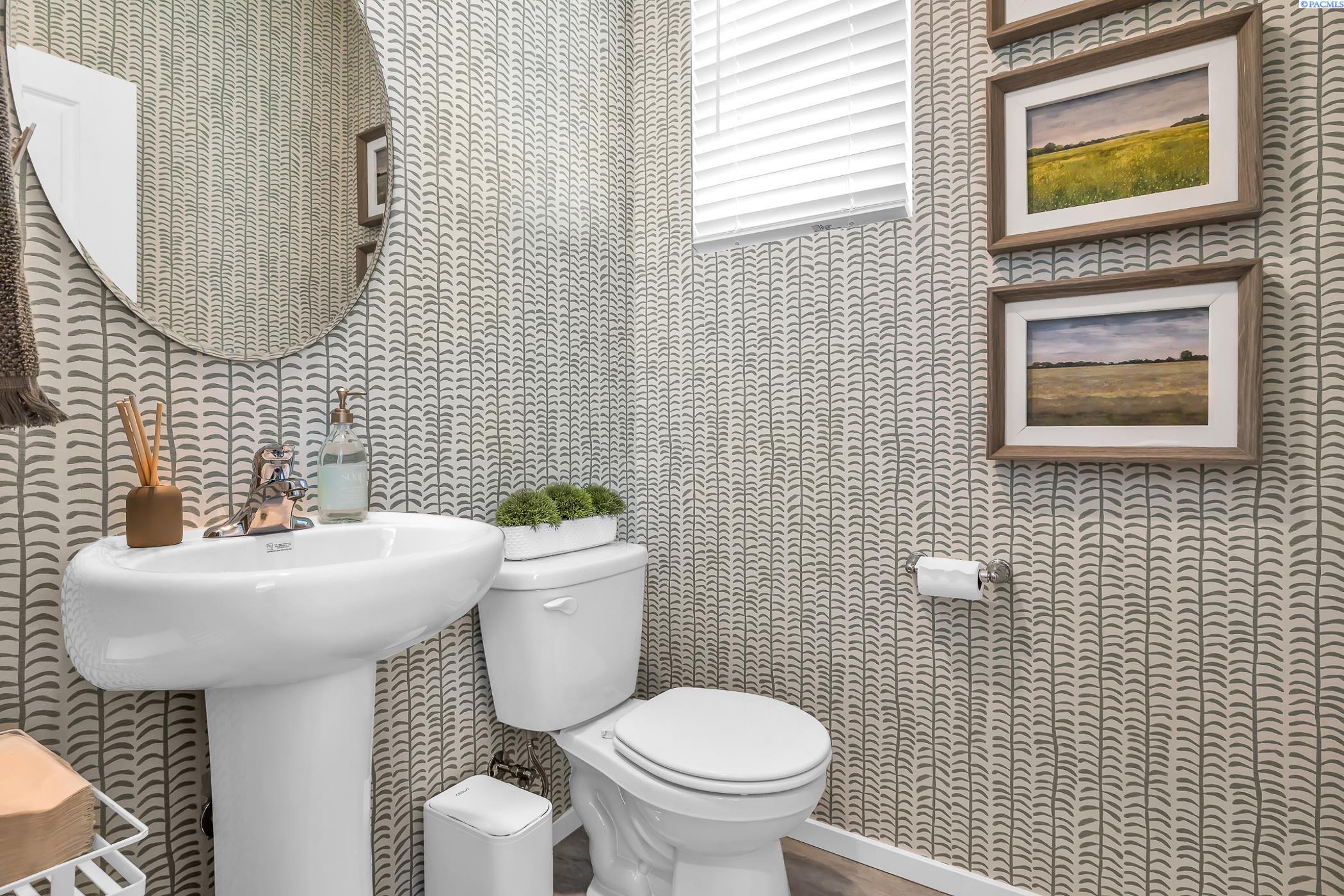 6109 Road 115 , Pasco, WA 99301