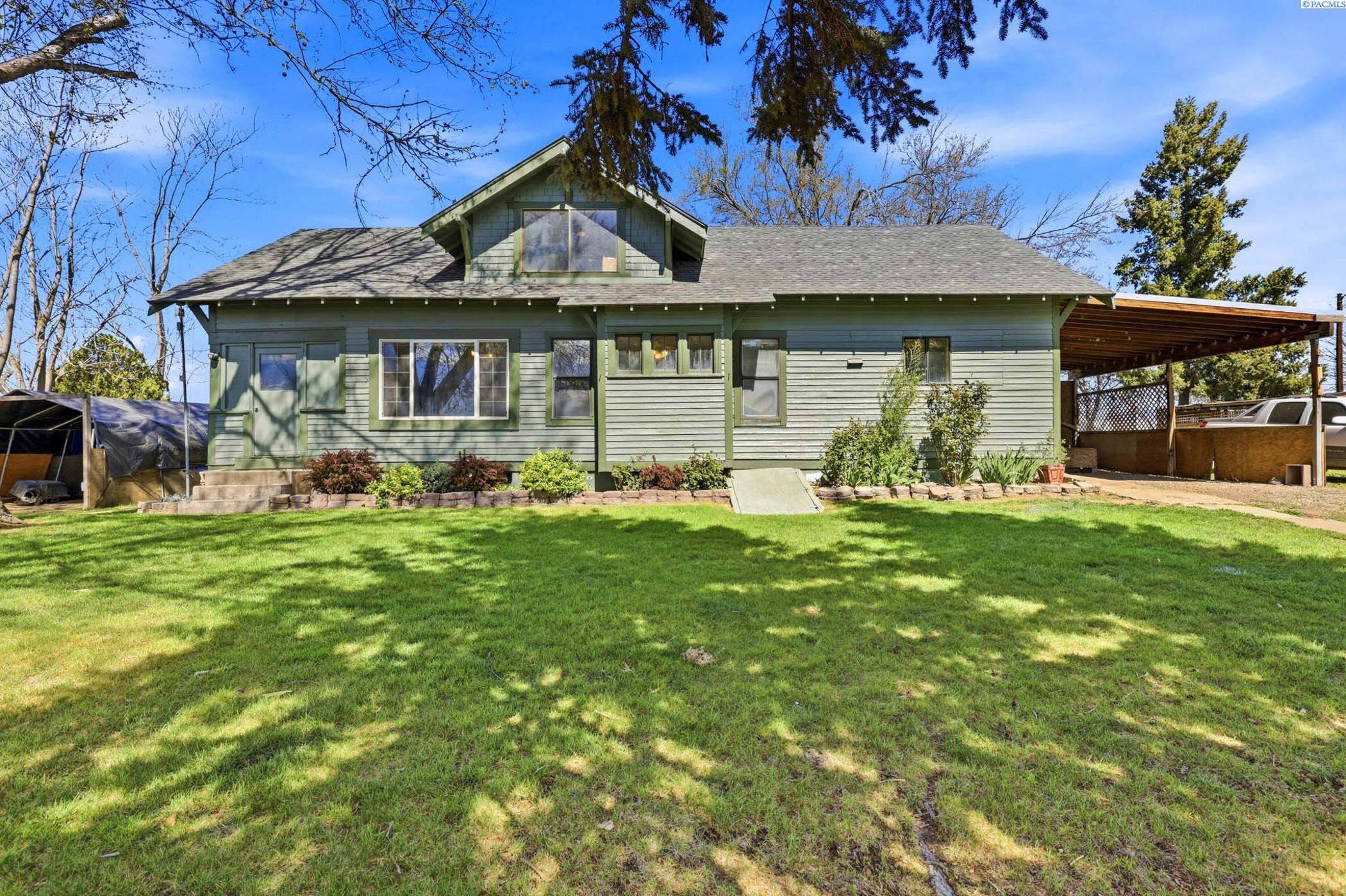 721 Blaine Drive, Granger WA 98932