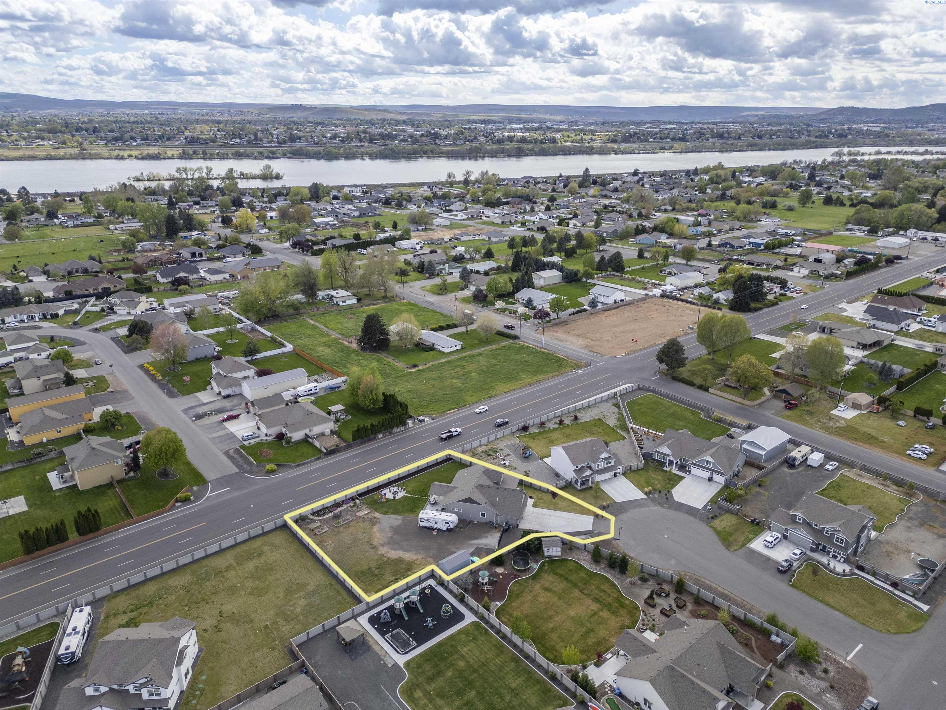 1511 59th Ct, Pasco, WA 99301