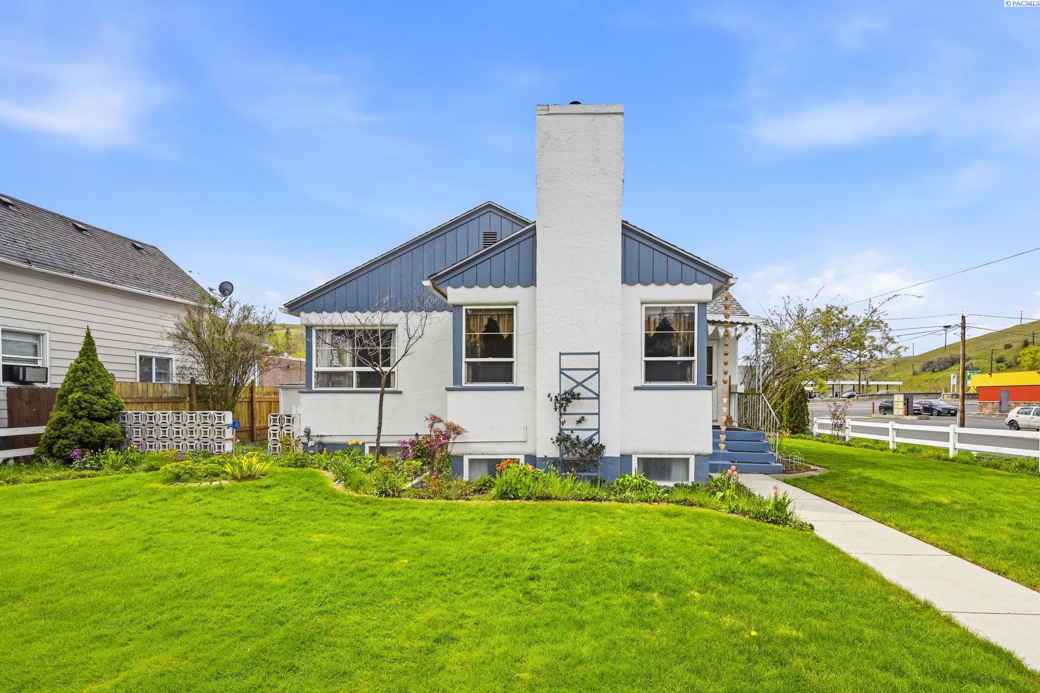 811 N Morton St, Colfax WA 99111