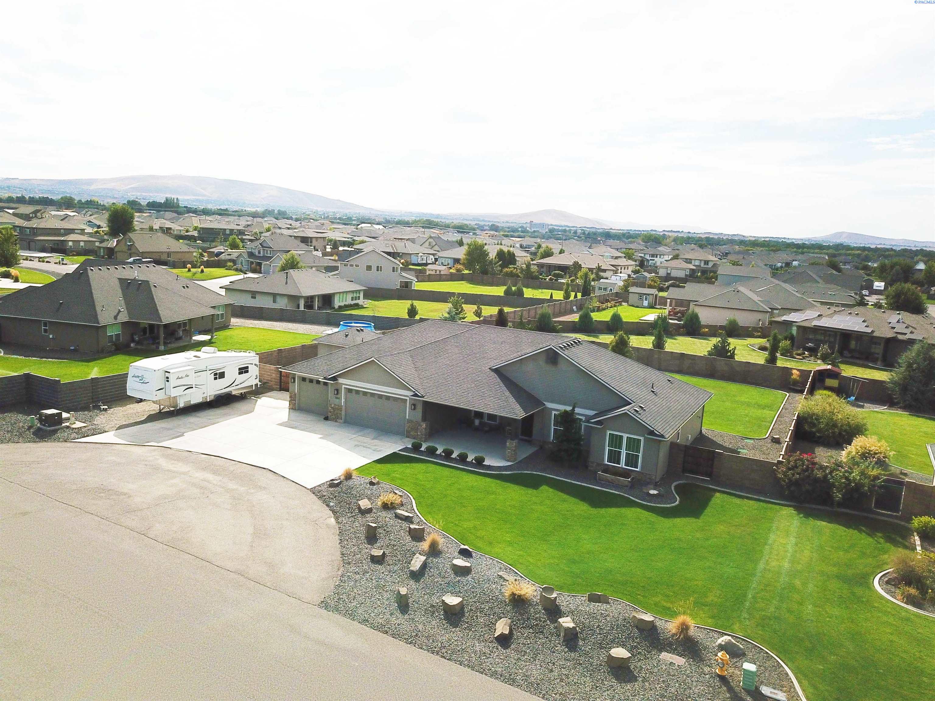 7004 Sandy Ridge Rd, Pasco, WA 99301-5385