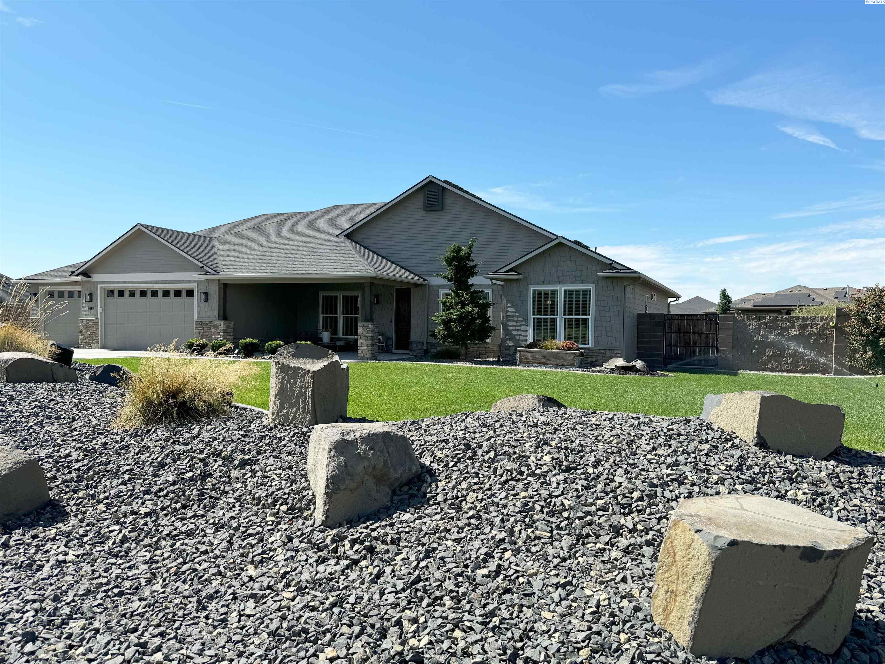 7004 Sandy Ridge Rd, Pasco, WA 99301-5385