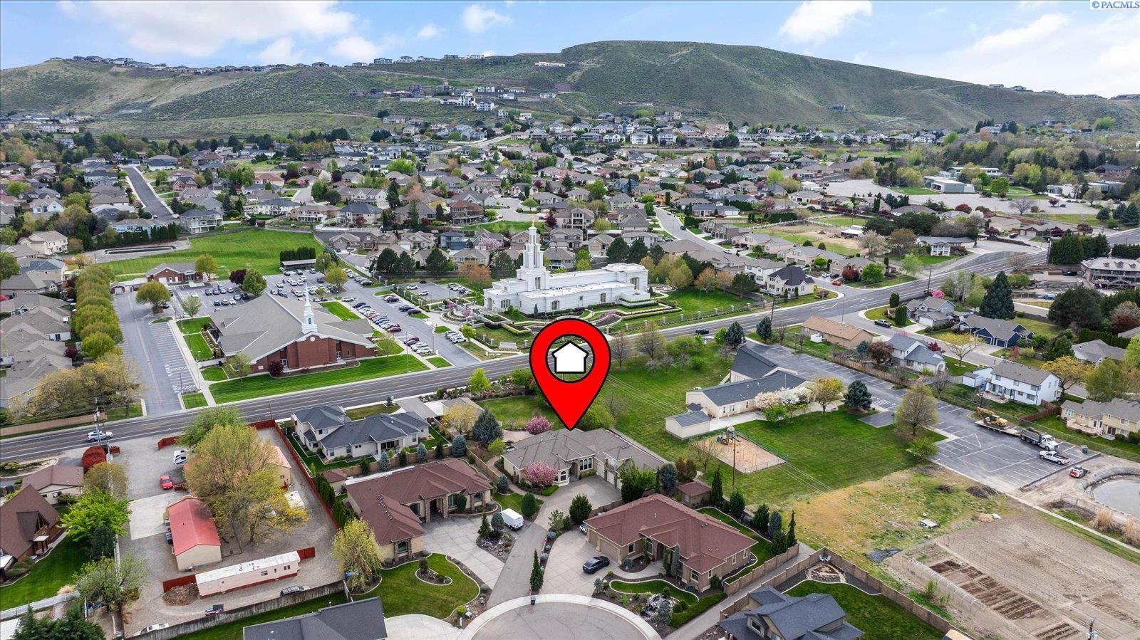 1799 Silver Ct, Richland, WA 99352