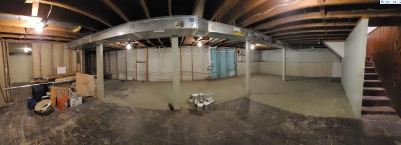 310 Goethals , Richland, WA 99352