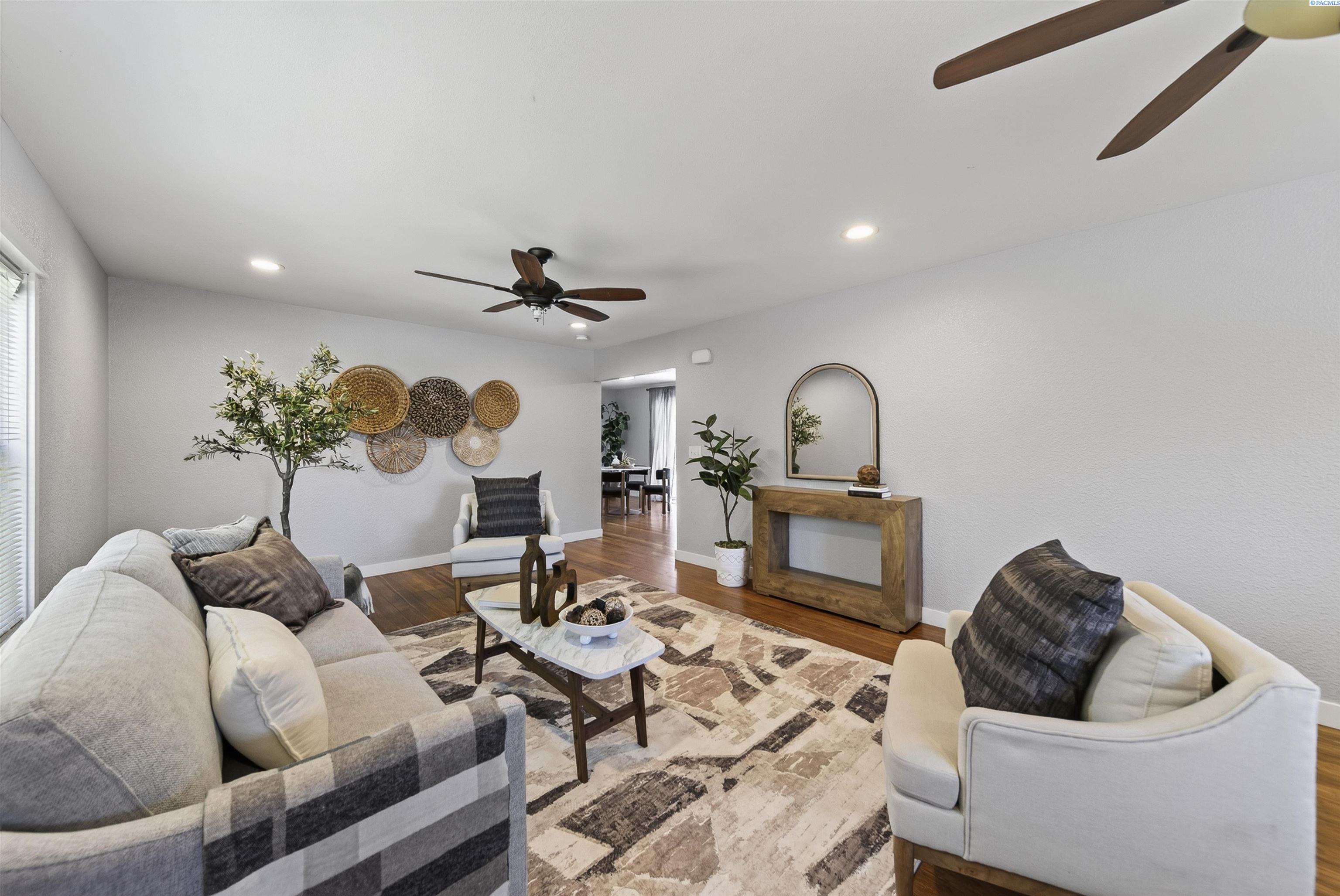 310 Goethals, Richland, WA 99352