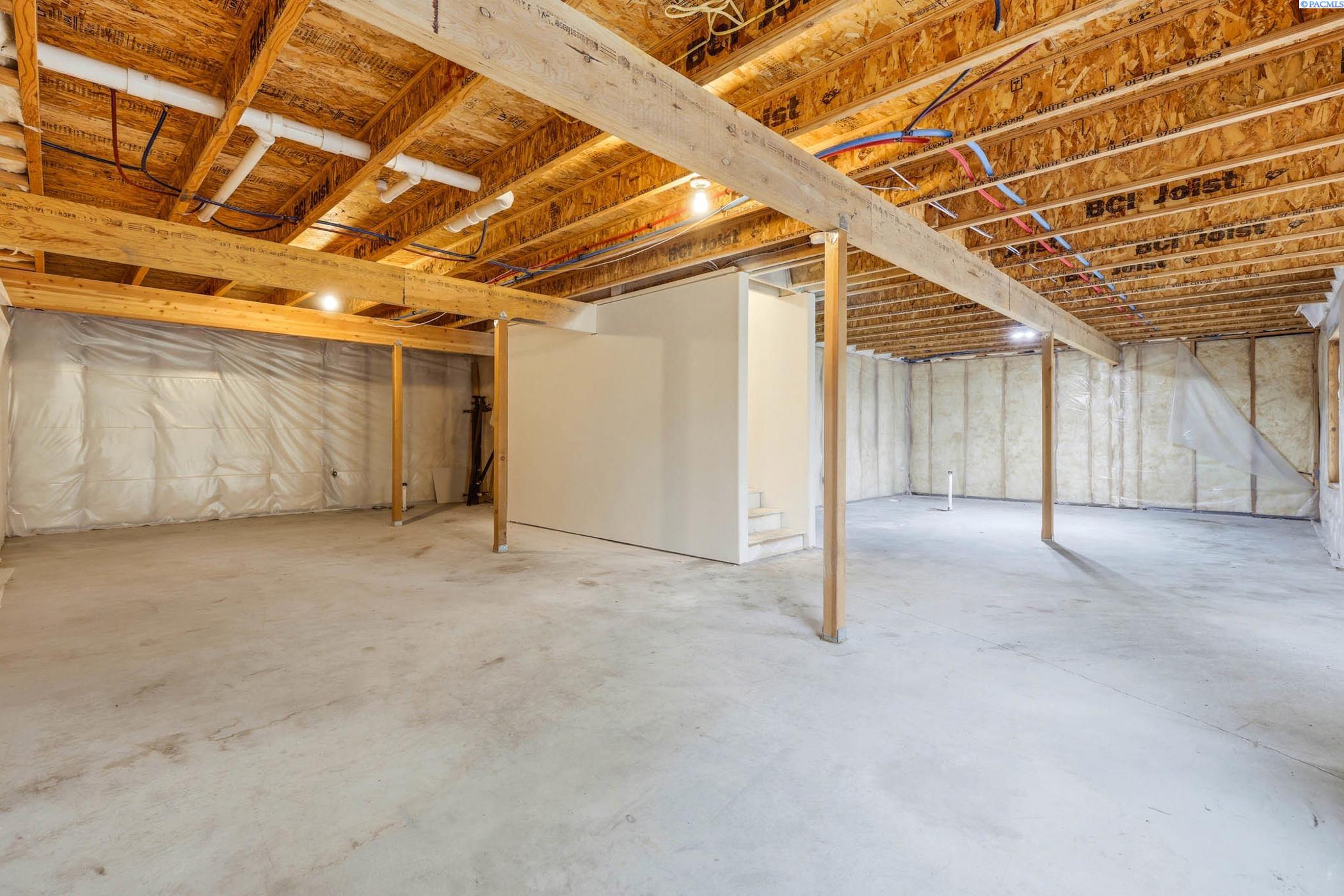 3rd image of 5608 Pimlico, Pasco, WA 99301 | MLS# 292170