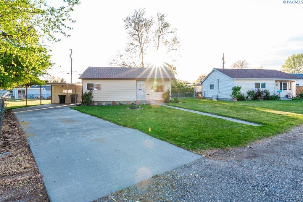 409 Winslow Ave, Richland WA 99352