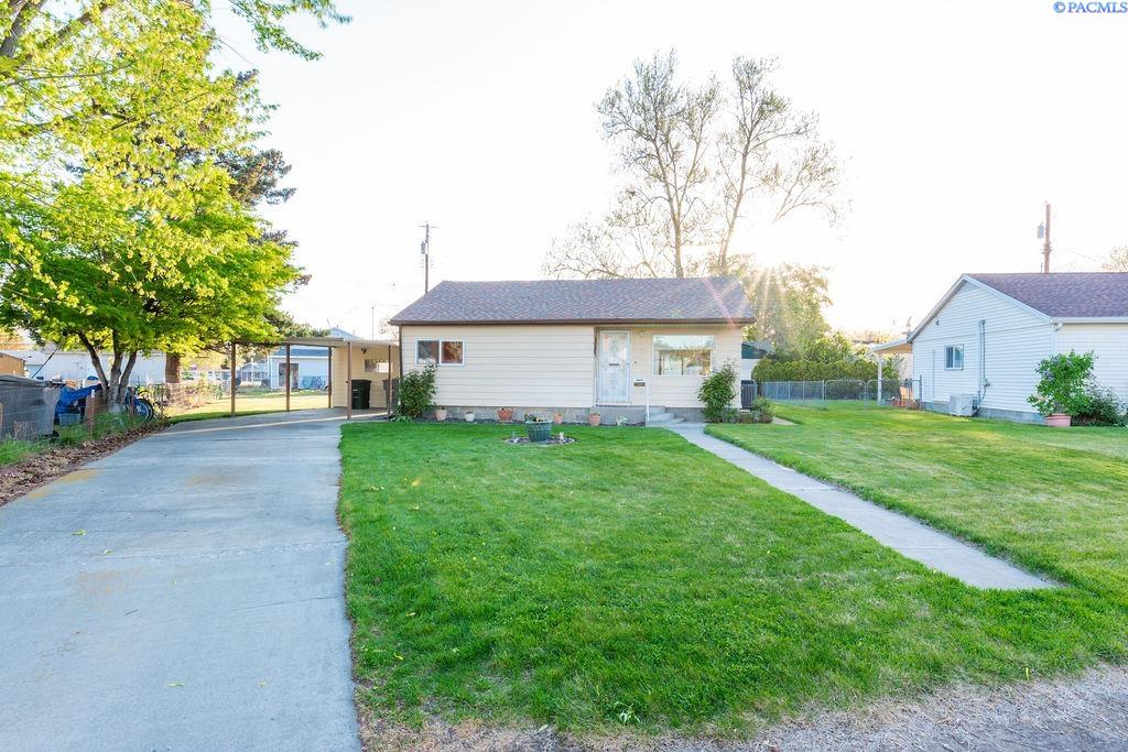 409 Winslow Ave, Richland, WA 99352