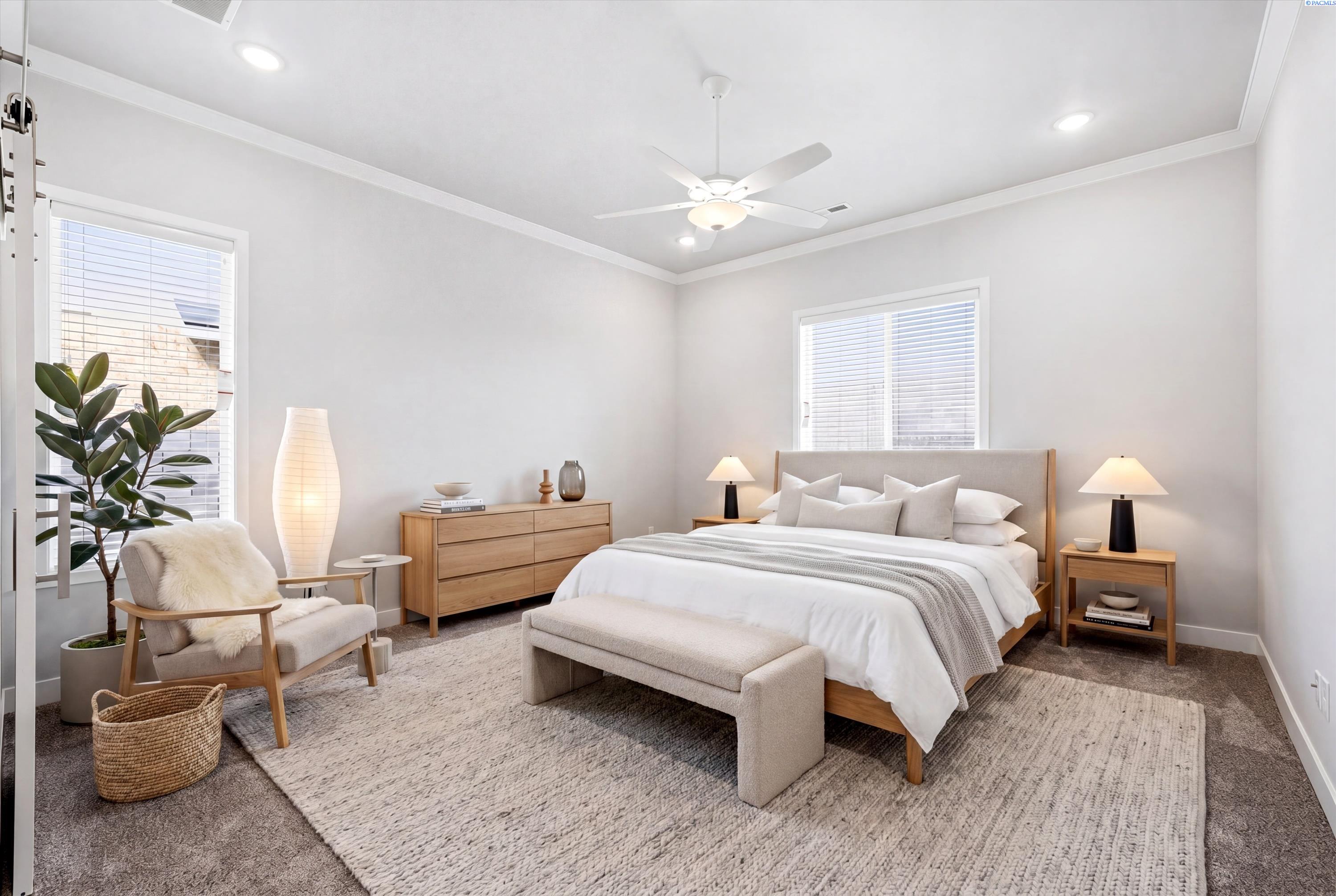 654 Lazio Way, Richland, WA 99352