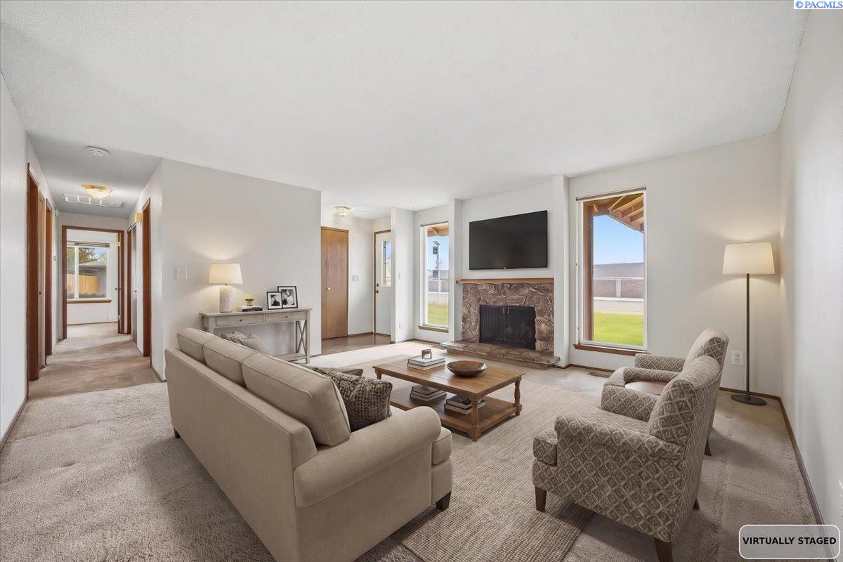 3621 Pearl St, Pasco, WA 99301