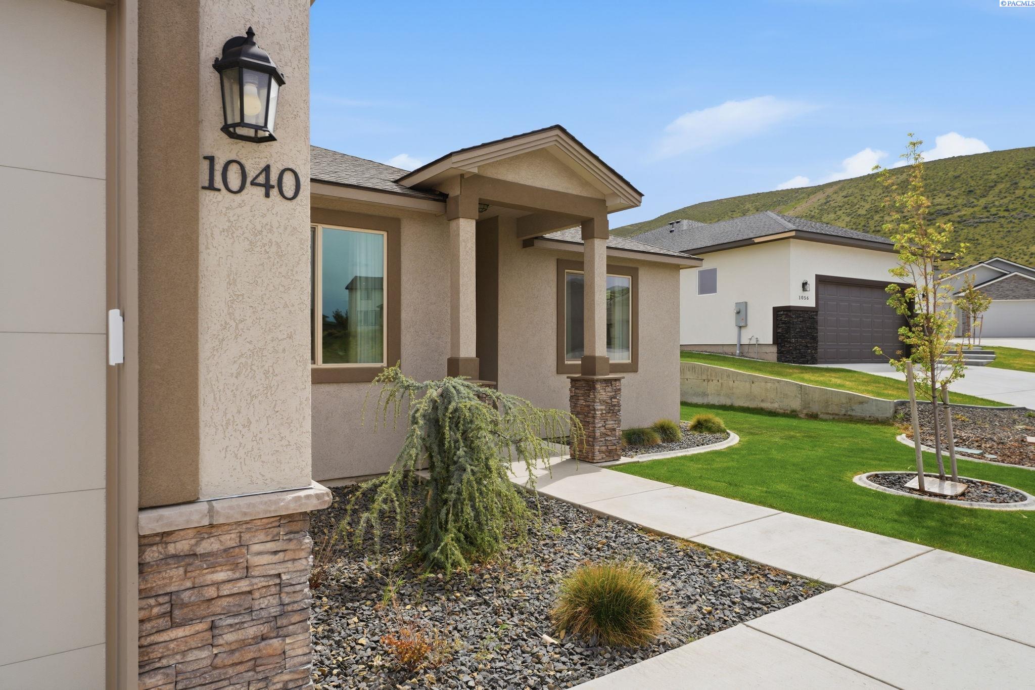 1040 Makah Ct, Richland, WA 99352