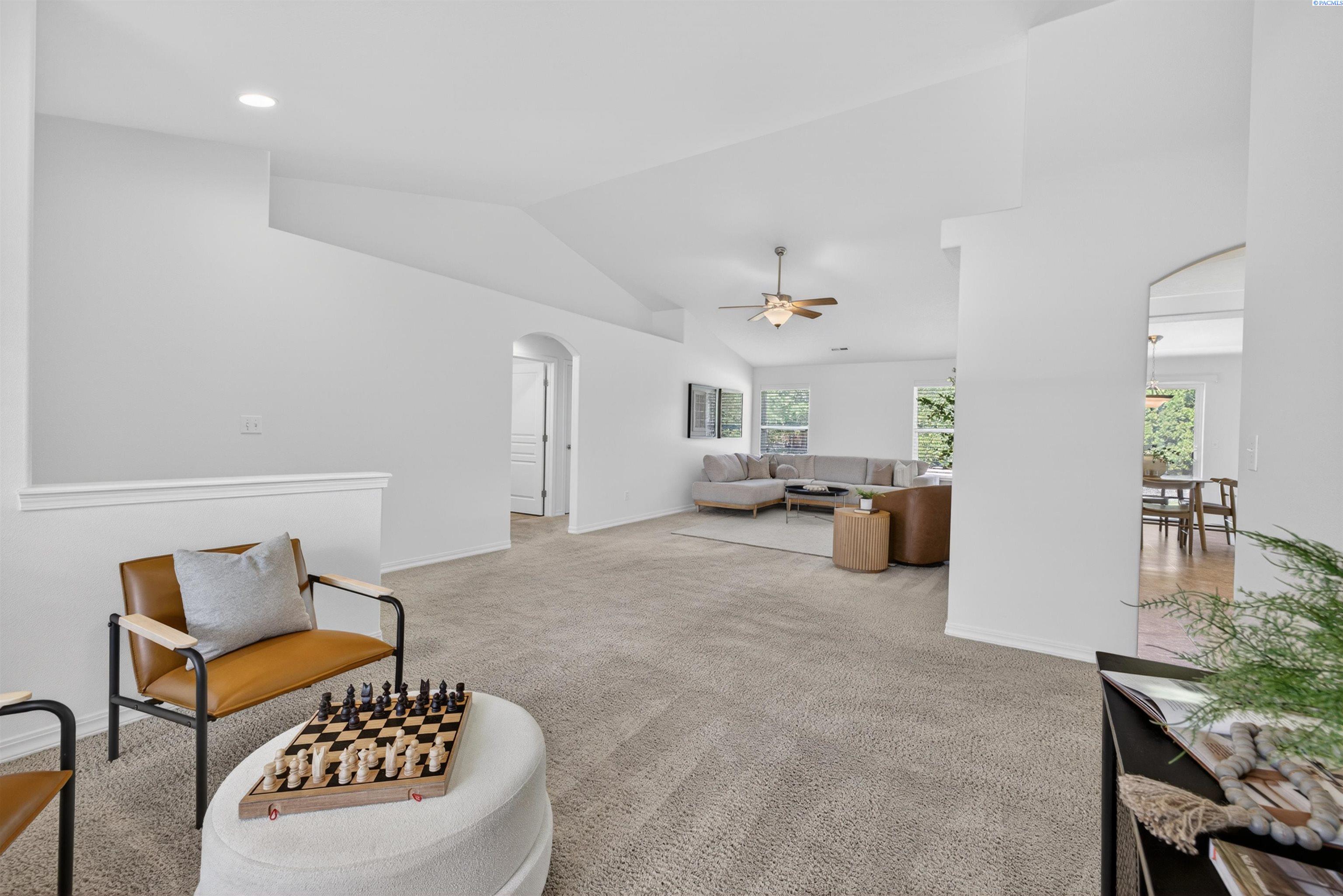 5730 Wailea Ct, West Richland, WA 99353