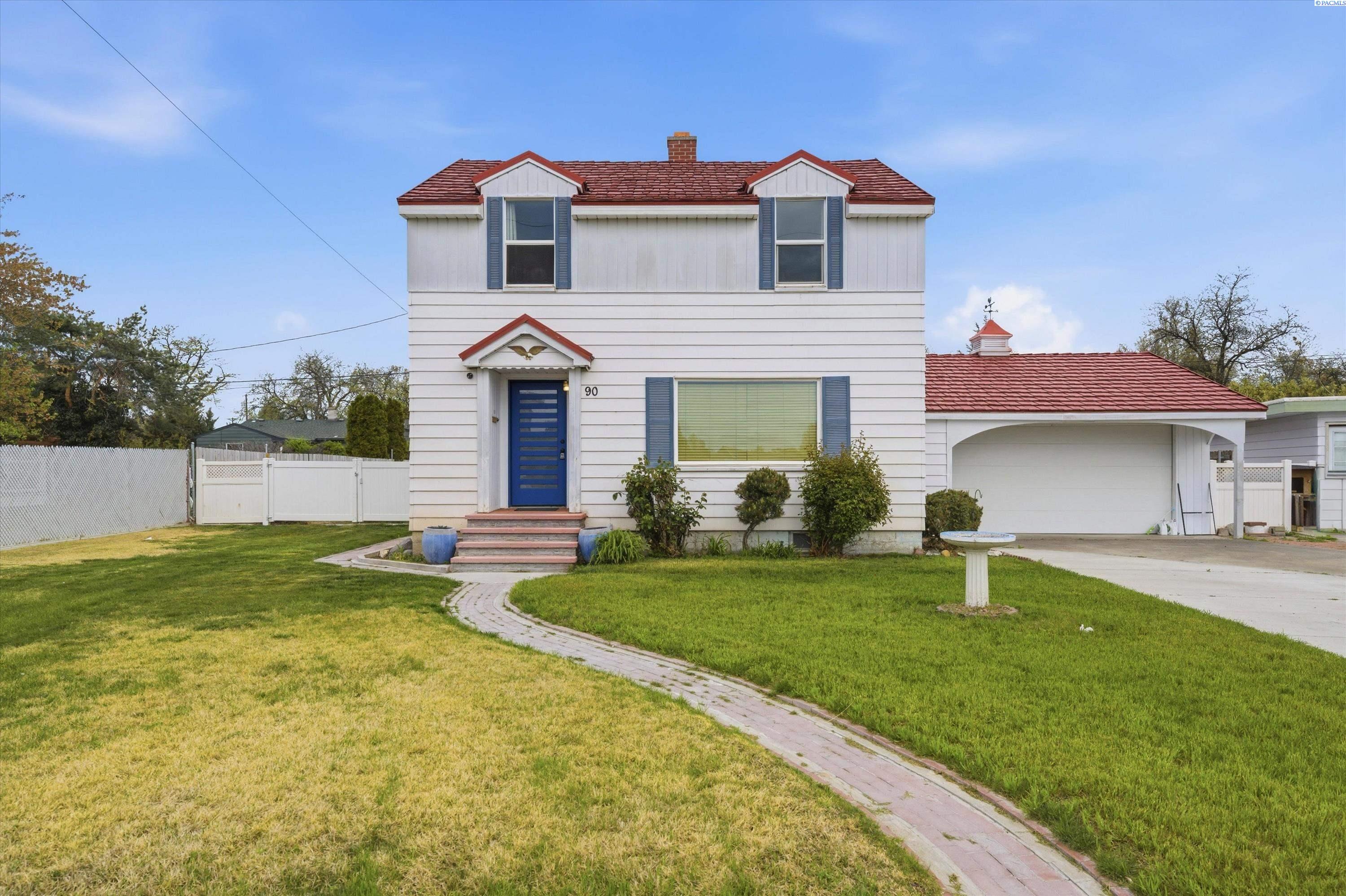 90 Van Giesen St, Richland, WA 99354