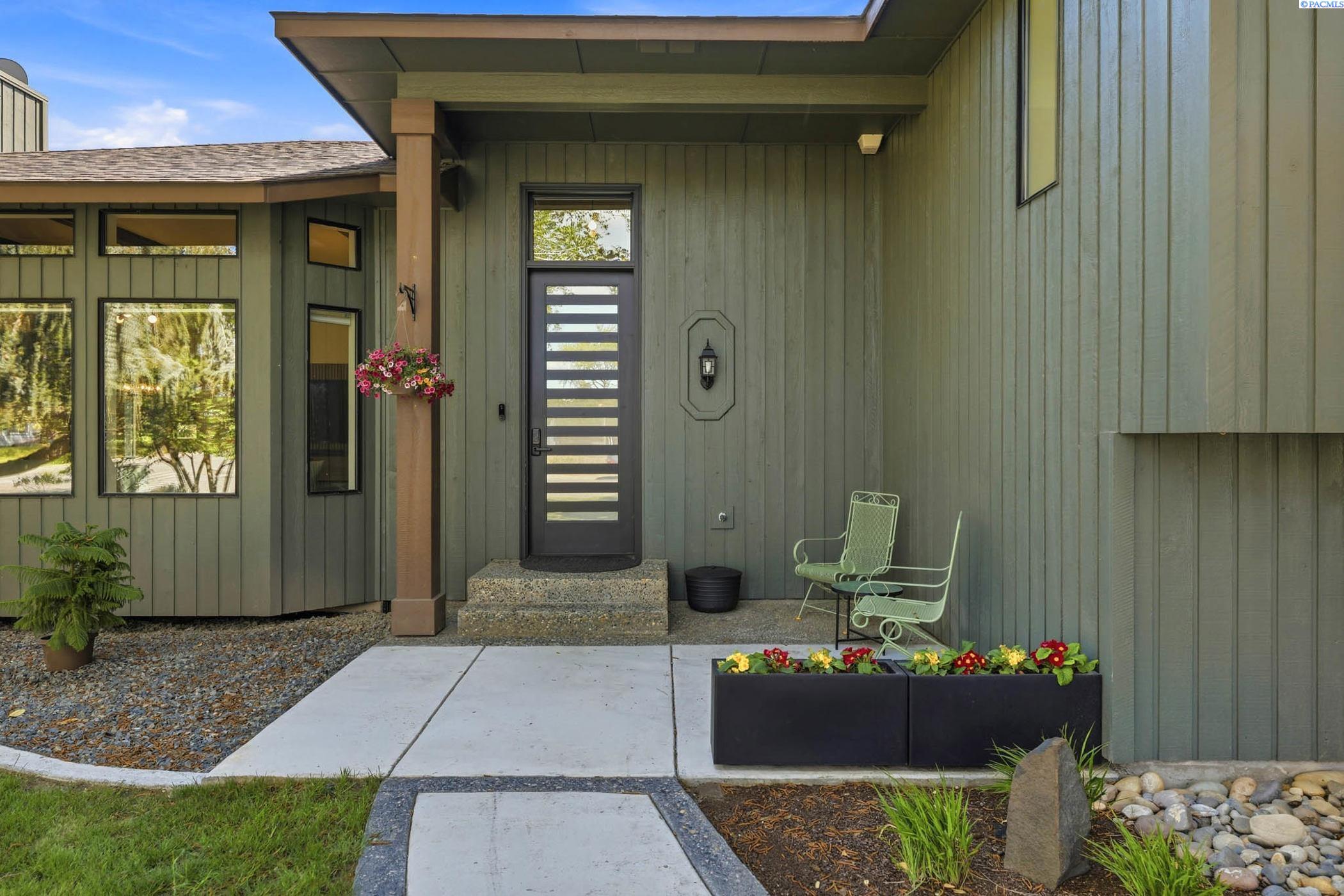 303 Spring St, Richland, WA 99354