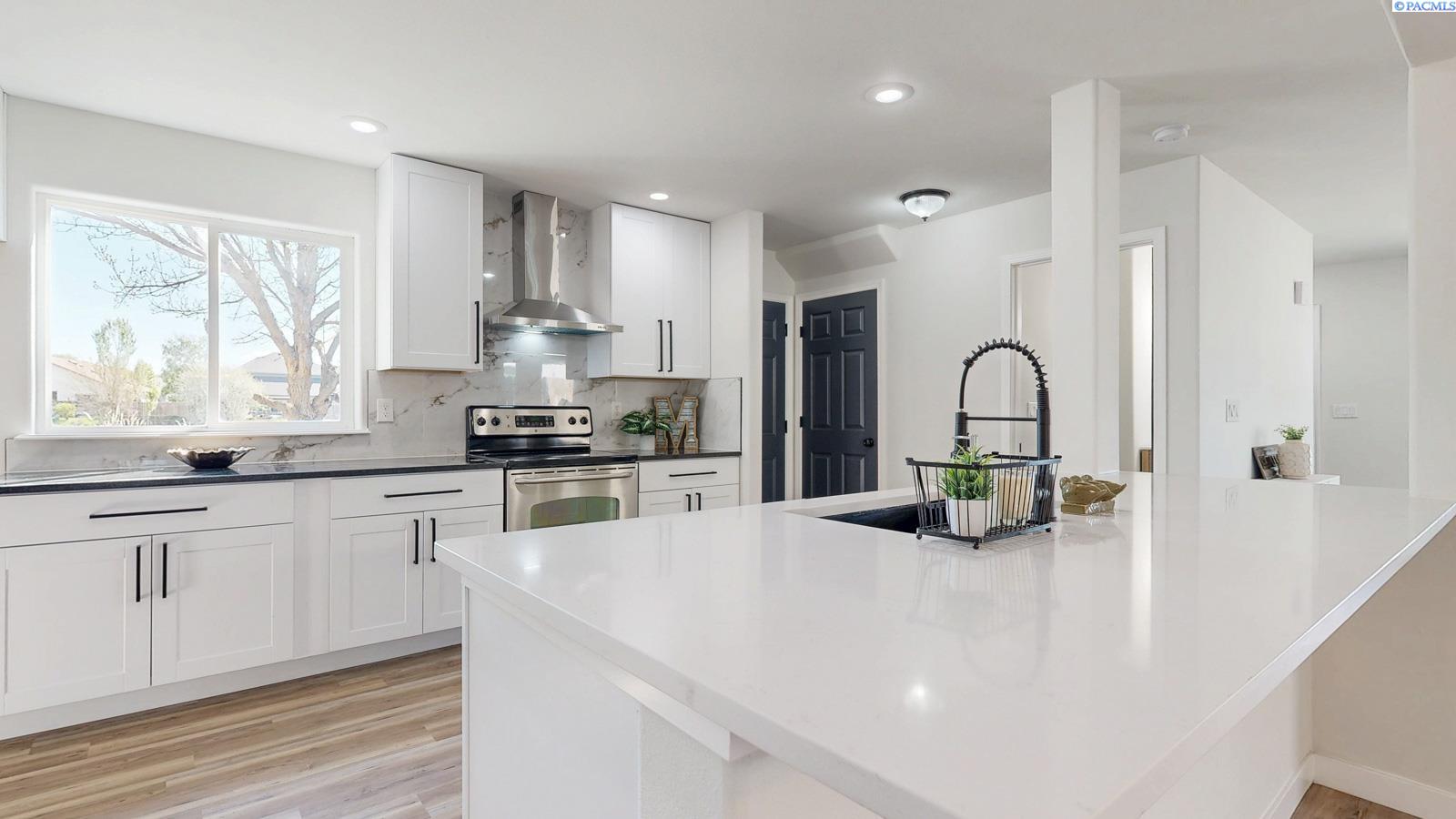 154 Bremmer St, Richland, WA 99352