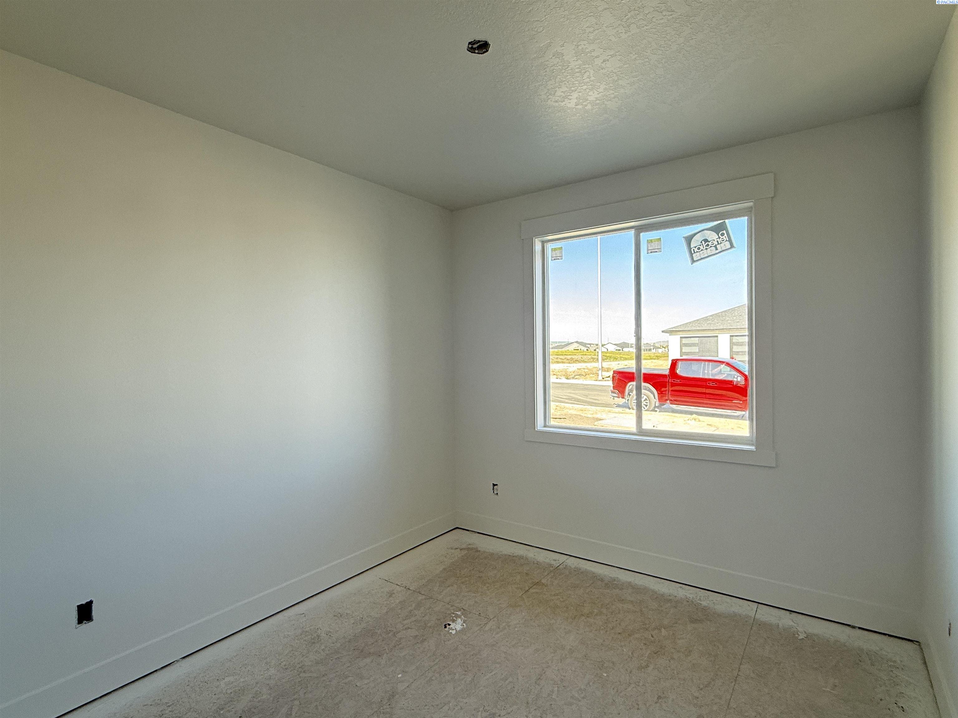 2928 Meadowlark Ave, Richland, WA 99352