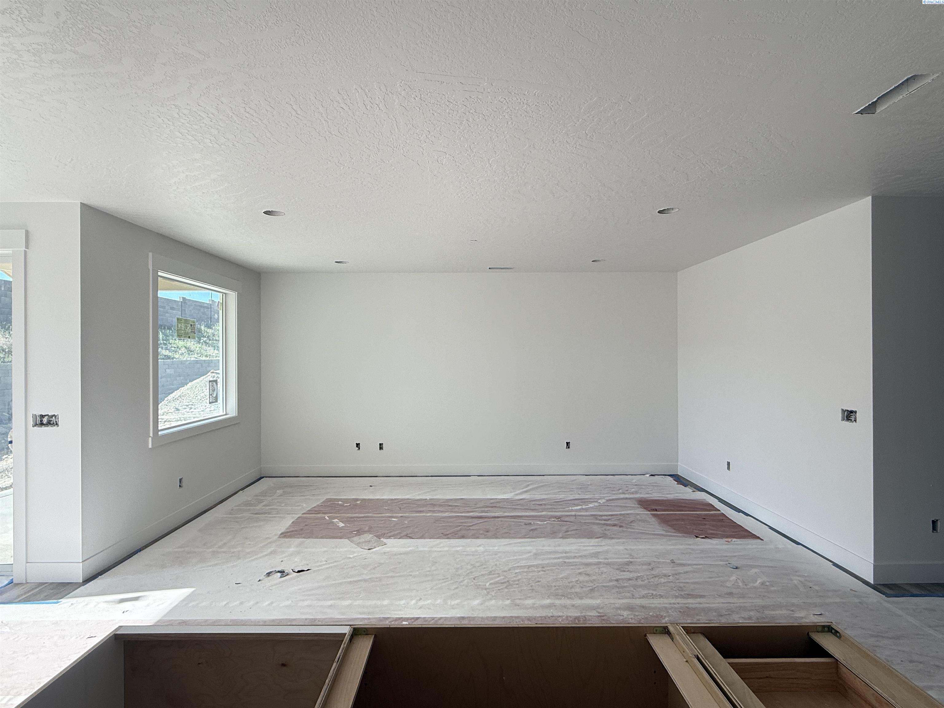 2928 Meadowlark Ave, Richland, WA 99352