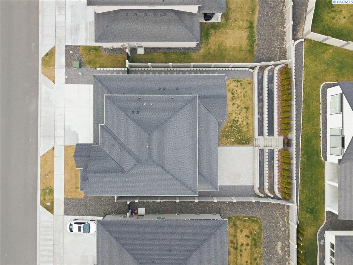 2560 Rinas Rd, Richland, WA 99352