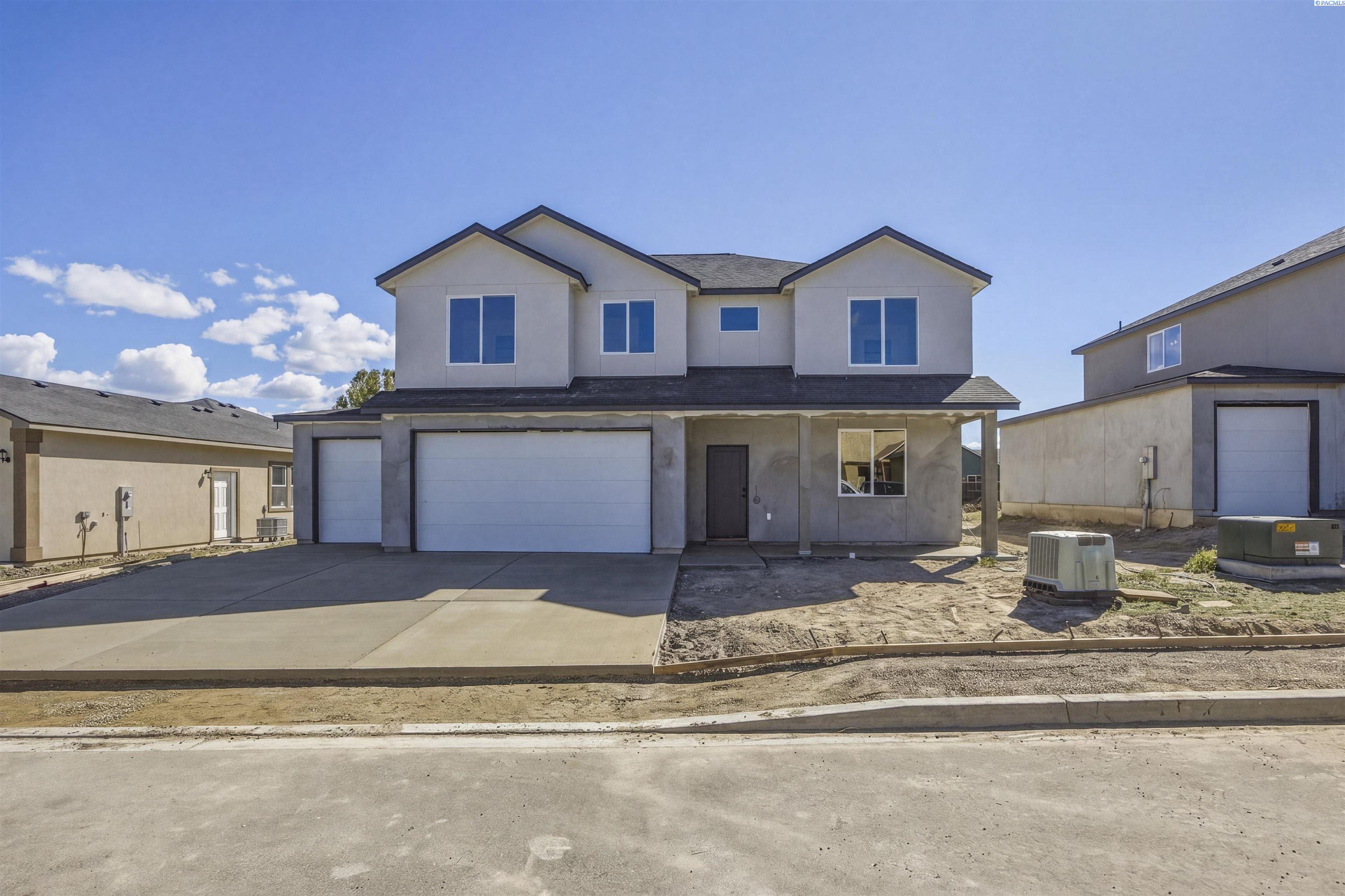 308 Victoria St, Sunnyside, WA 98944