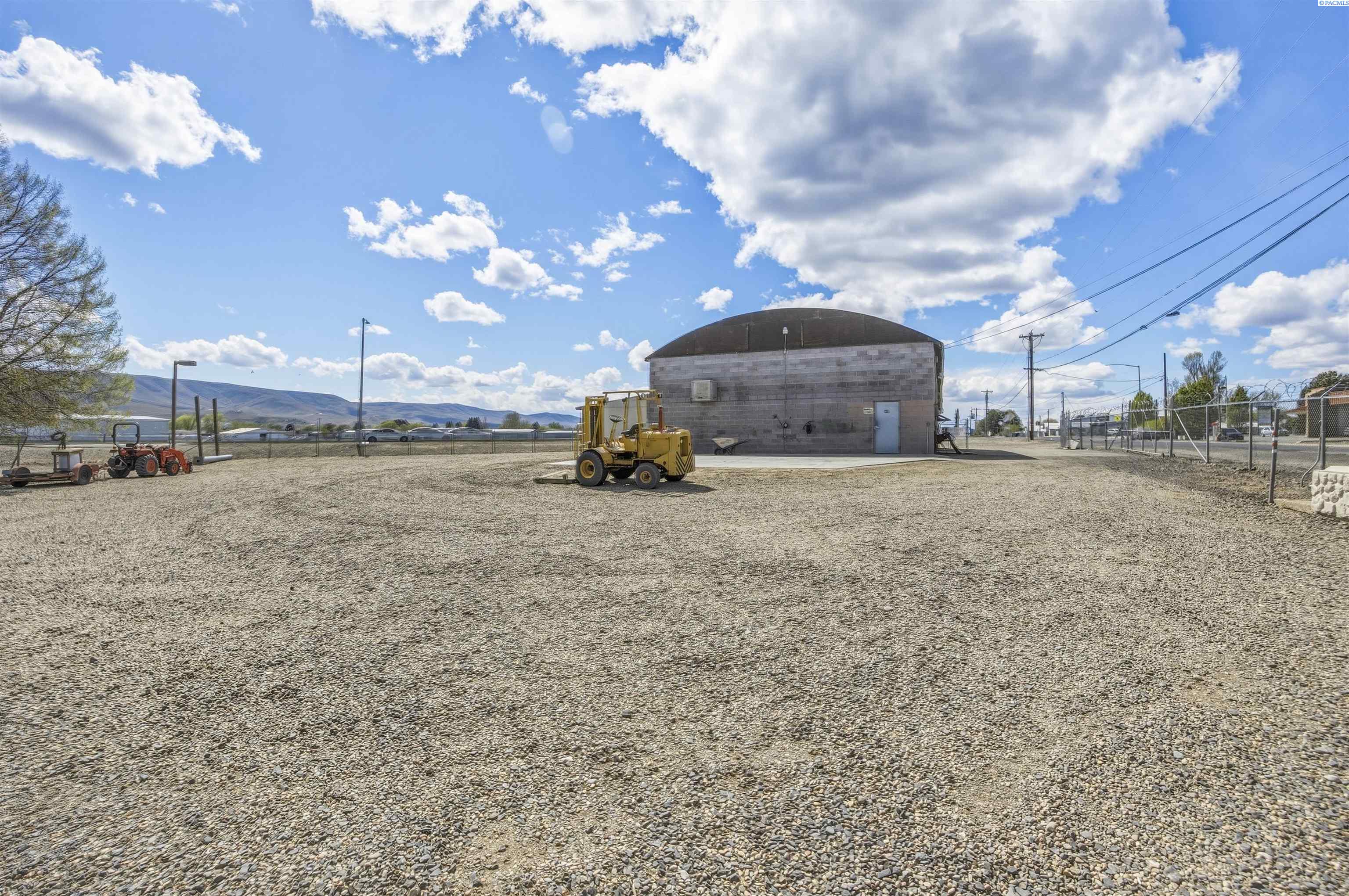 391 Wine Country Rd, Prosser, WA 99350