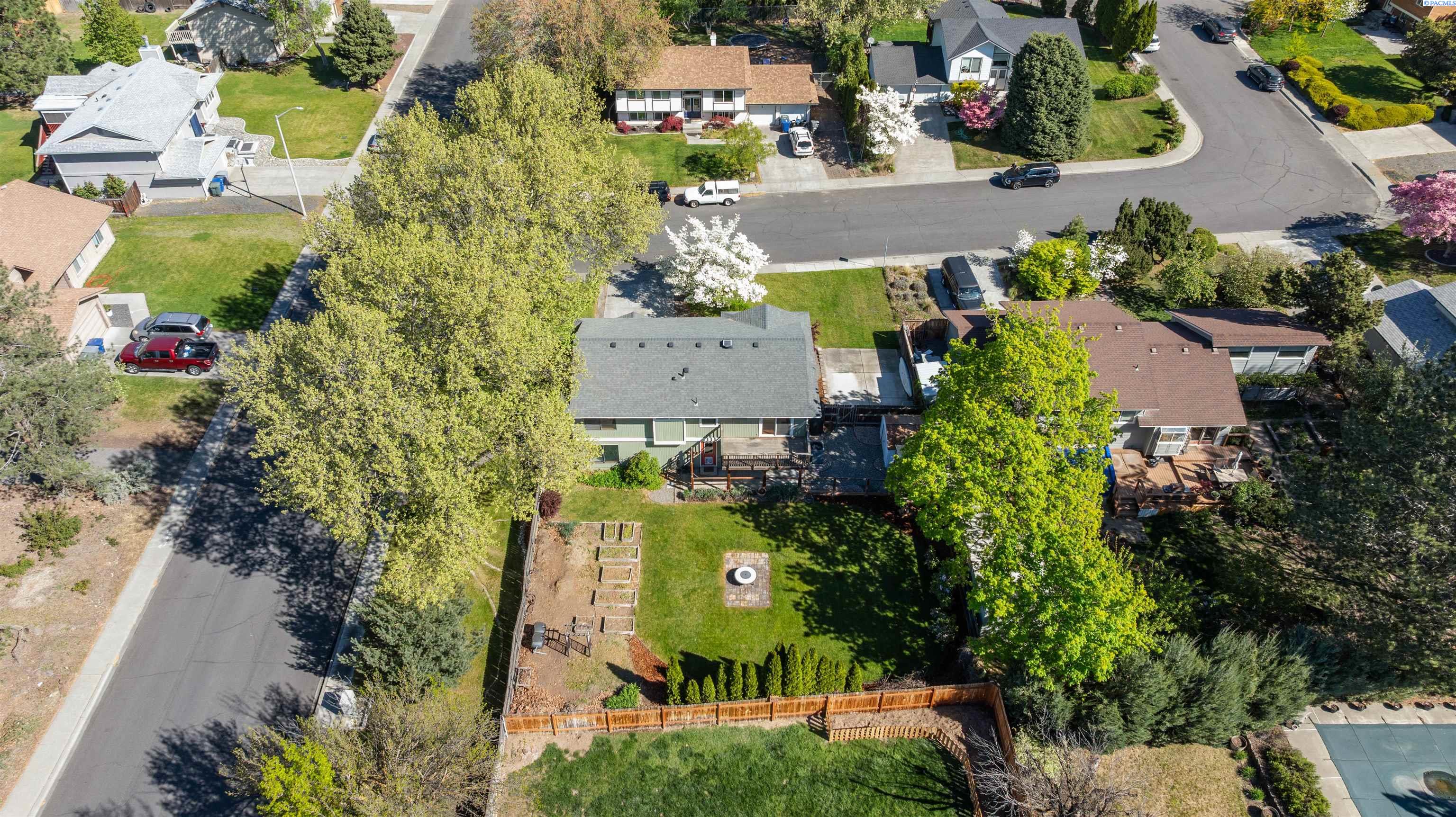 533 Doubletree Ct, Richland, WA 99354