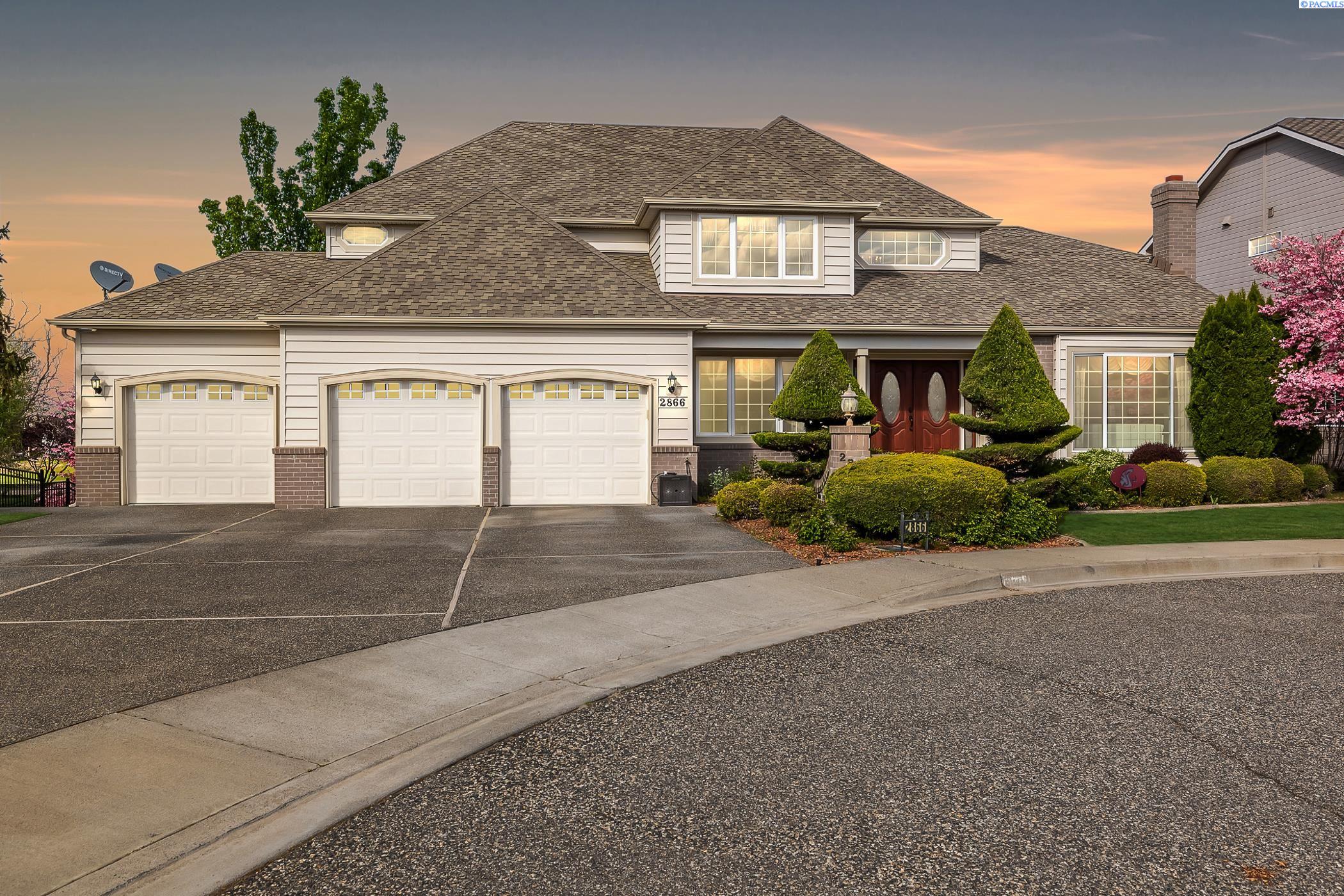 2866 Hawkstone Ct, Richland, WA 99354