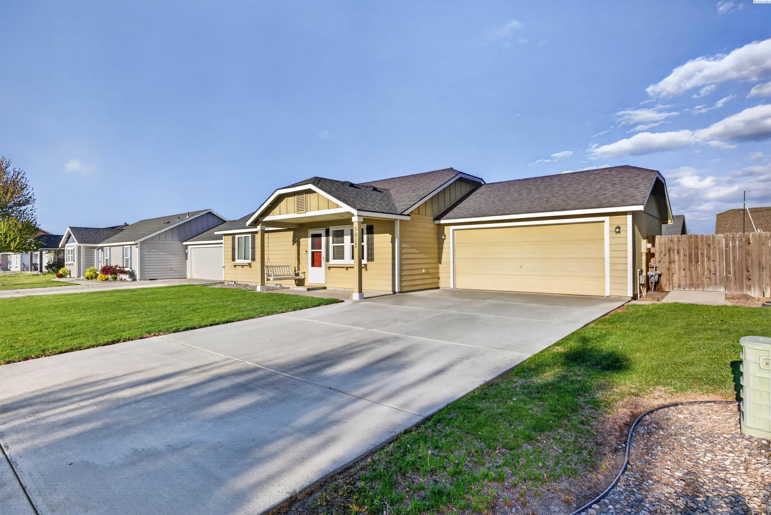 5817 Washougal Ln, Pasco, WA 99301