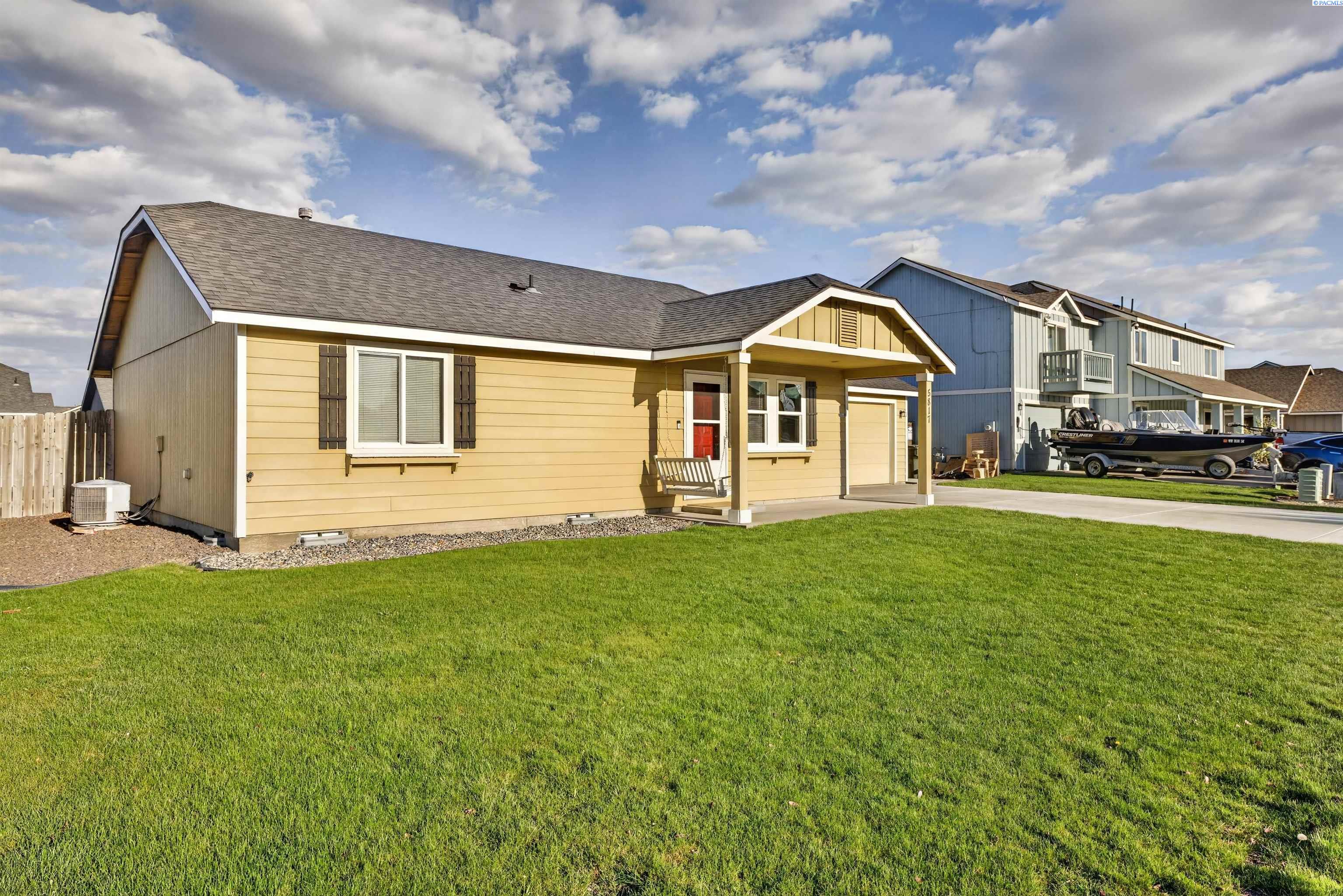 5817 Washougal Ln, Pasco, WA 99301