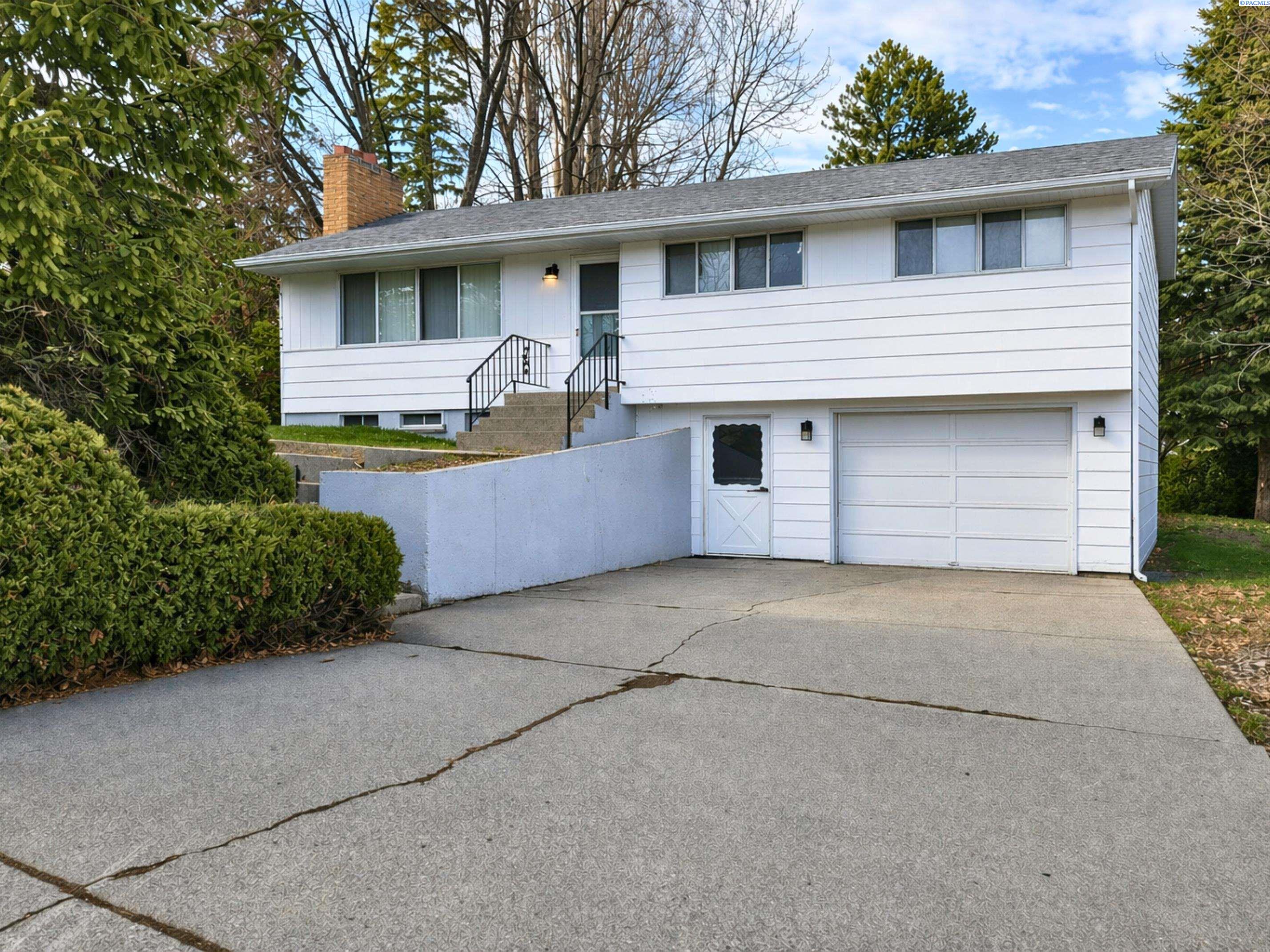 220 NW Timothy Street, Pullman WA 99163