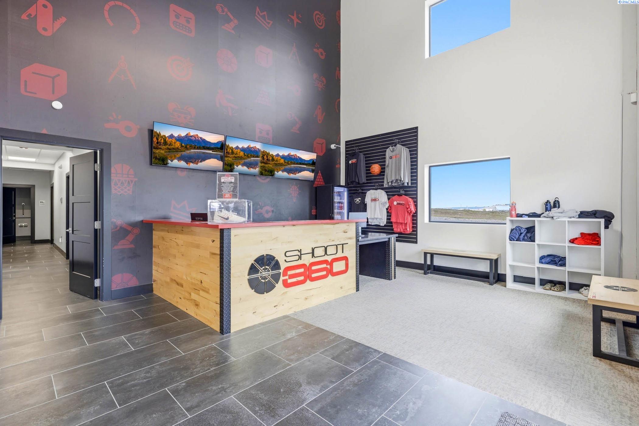 2541 Logan St, Richland, WA 99354