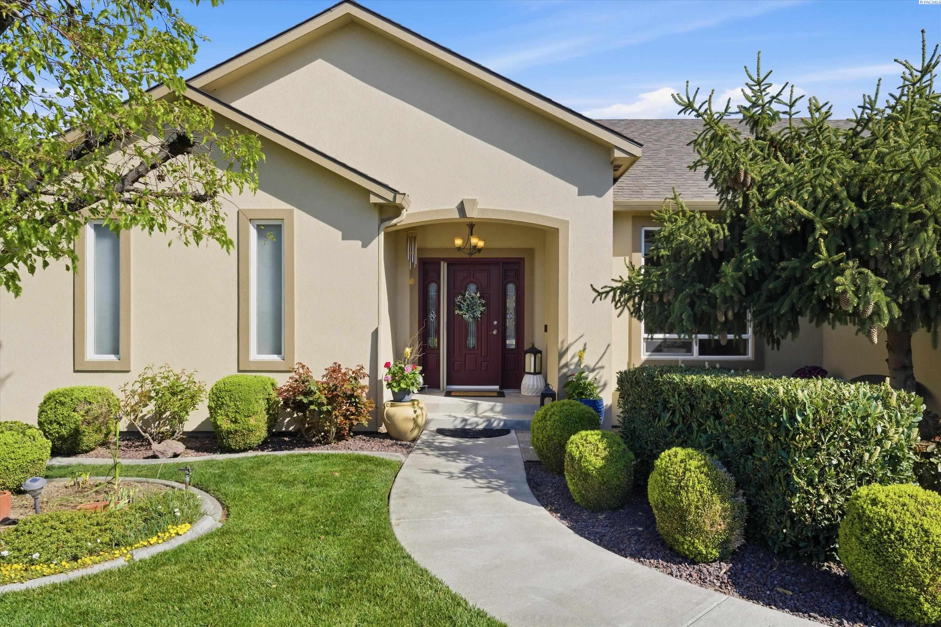 466 Golden Dr, Richland, WA 99352
