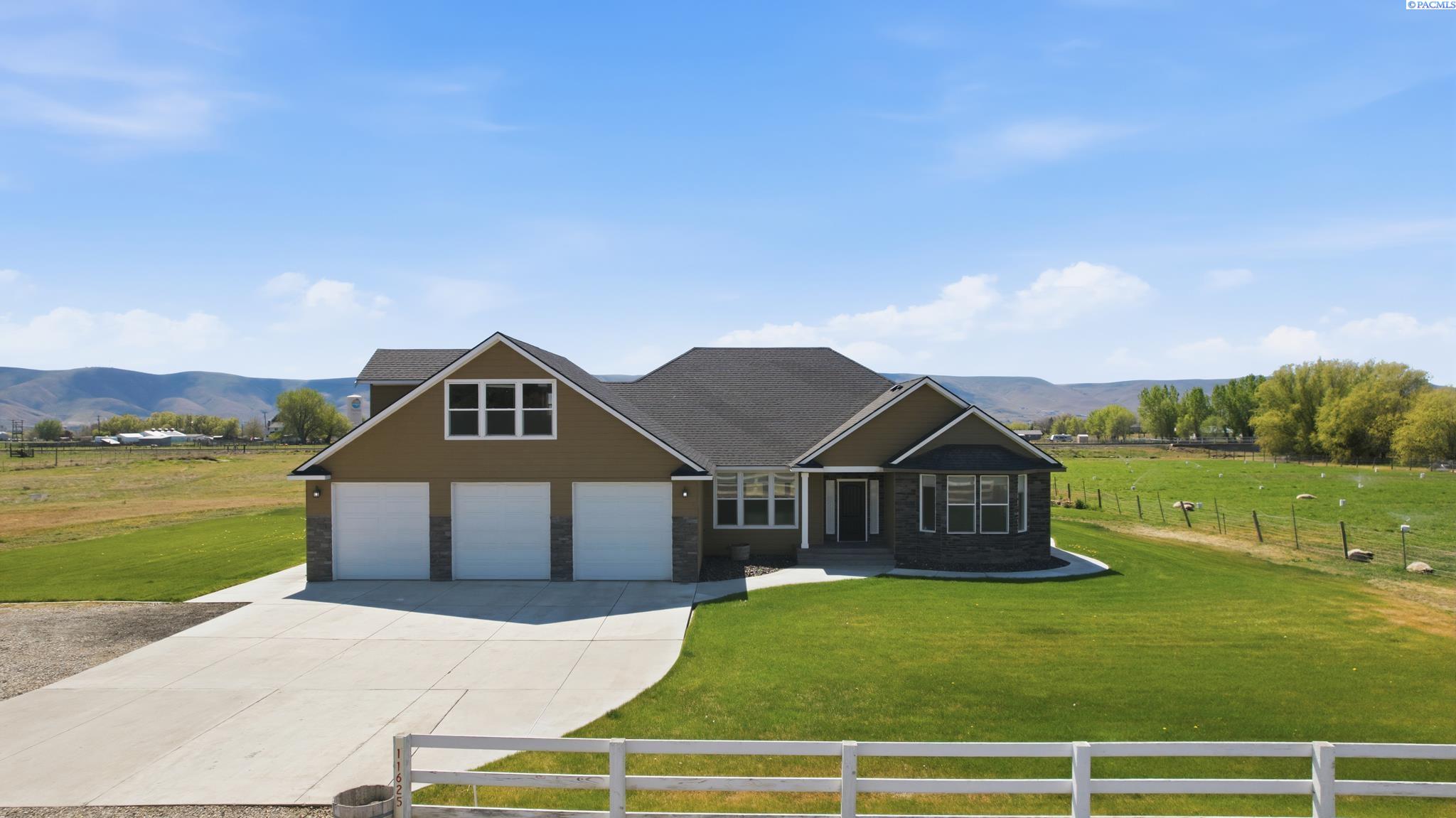 11625 Missimer Rd, Prosser, WA 99350