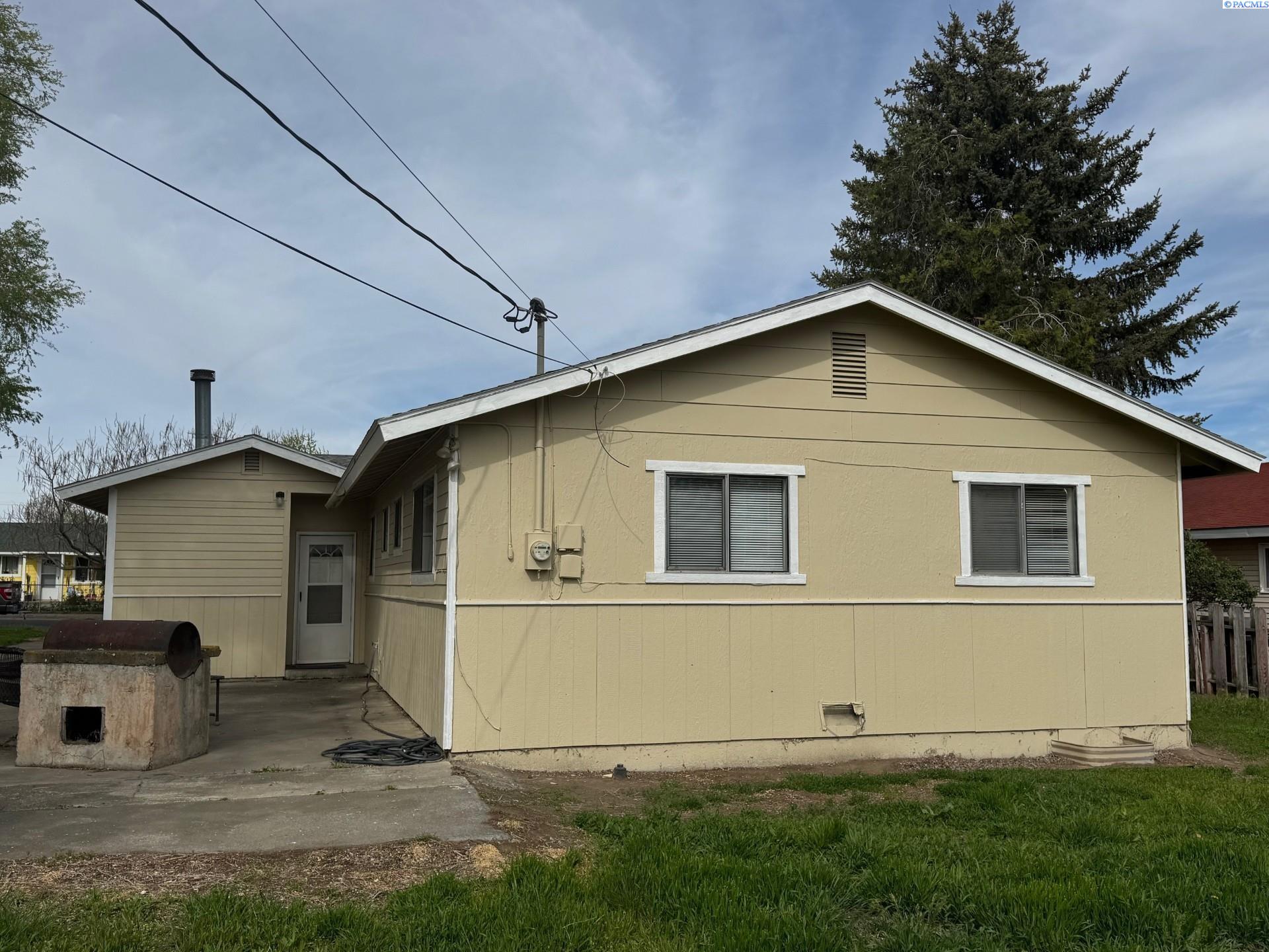 758 Second Ave, Connell, WA 99326