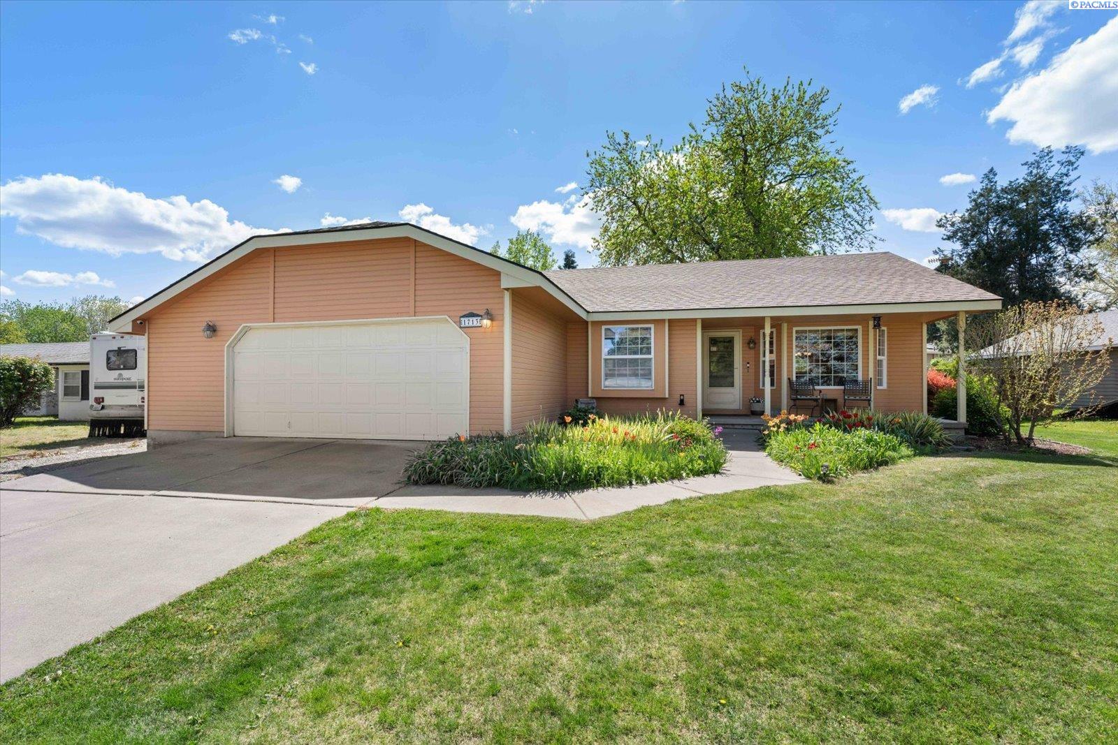 1713 W 8th Place, Kennewick WA 99336