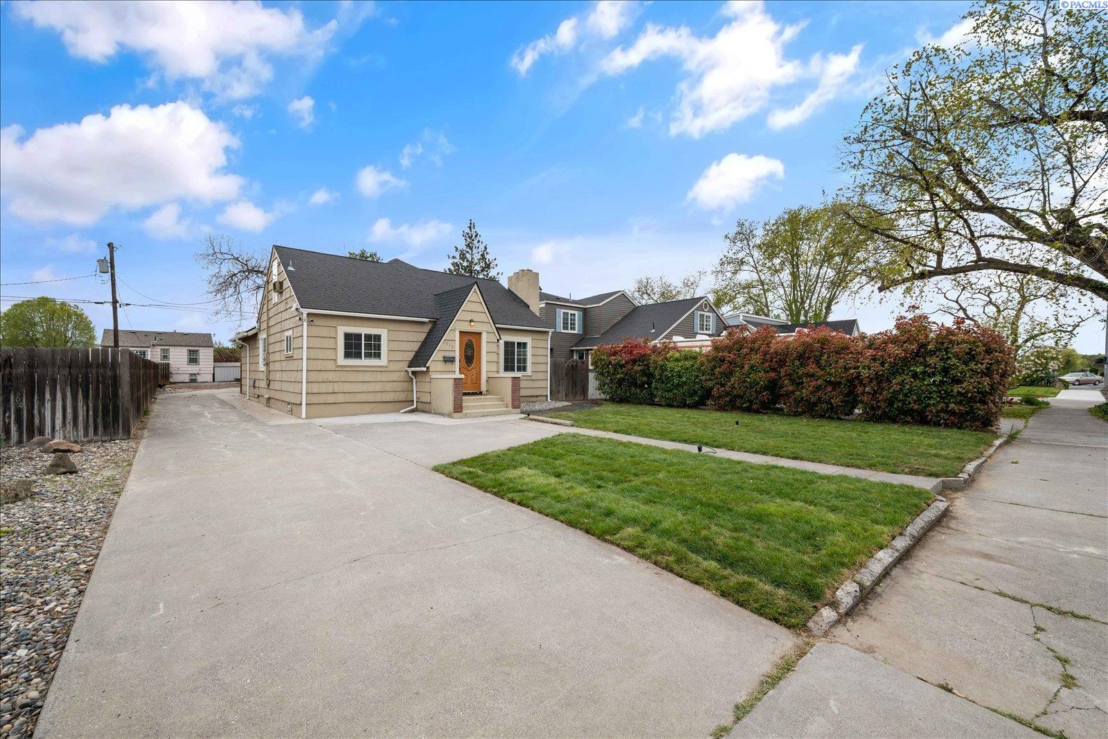 1315 Kennewick Ave, Kennewick, WA 99336