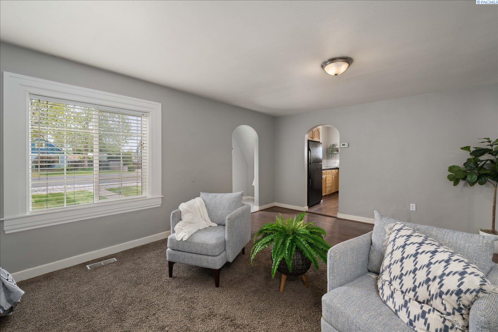 1315 Kennewick Ave, Kennewick, WA 99336